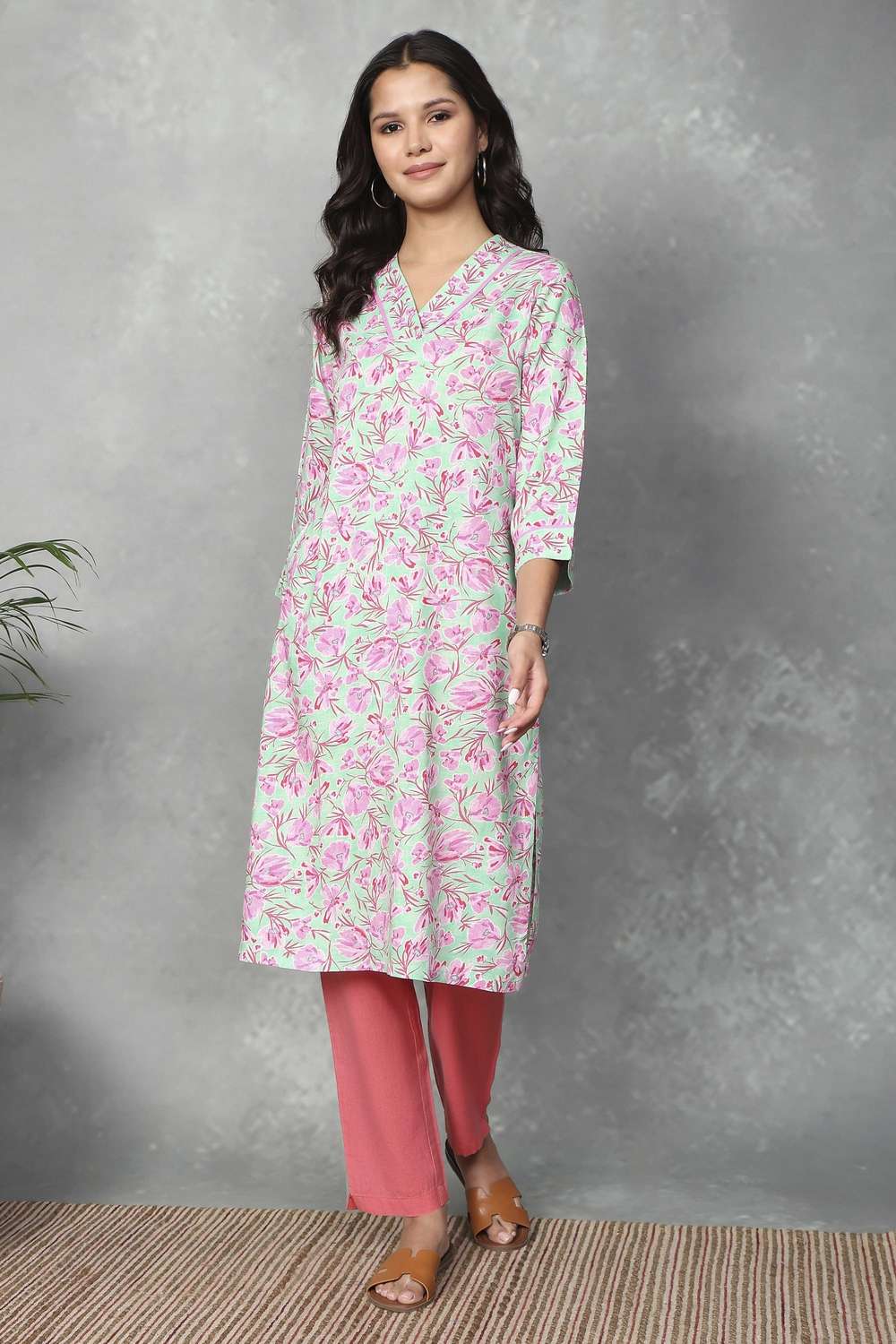 Textured-Rayon-Women-s-Festive-Wear-Kurta