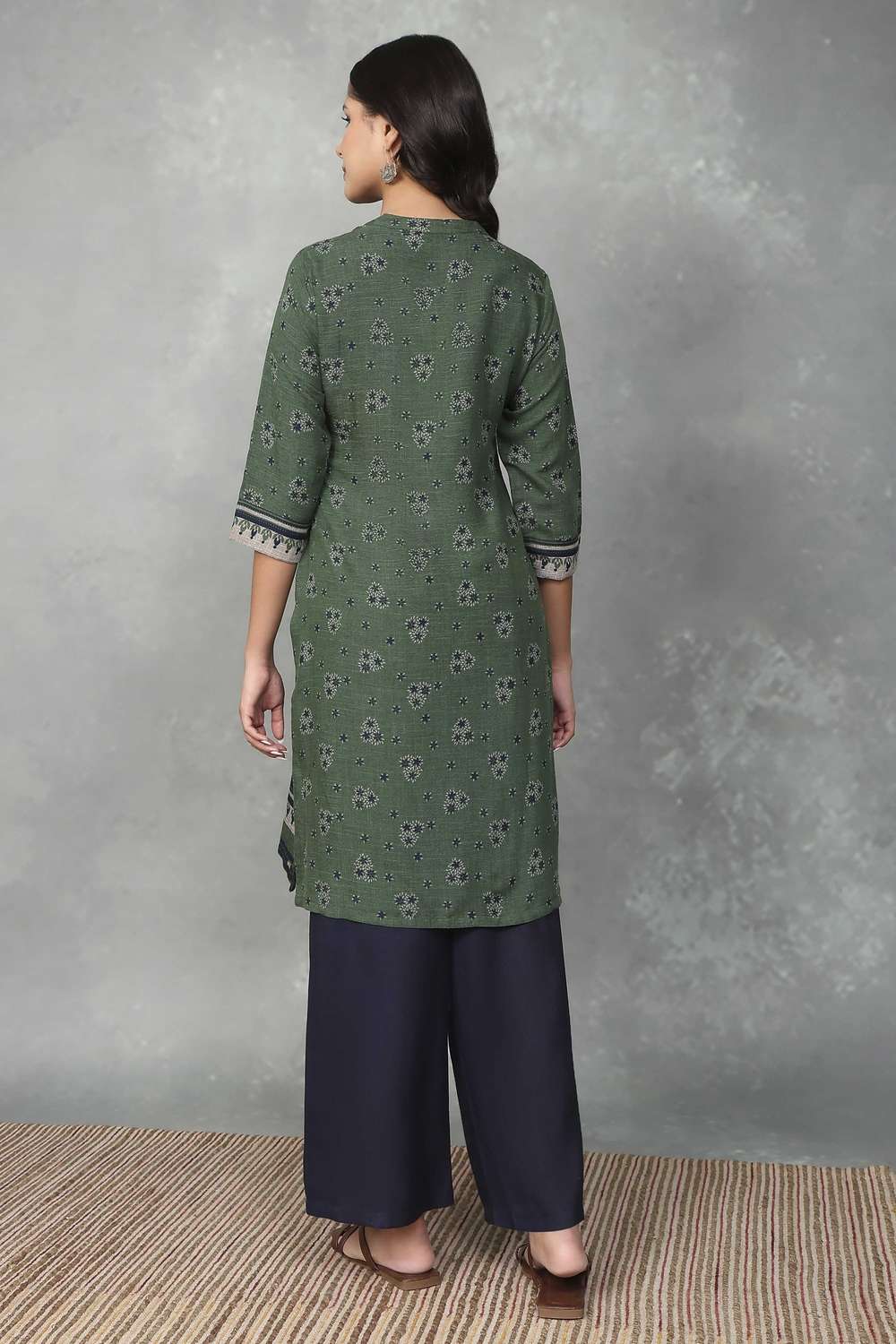 Textured-Viscose-Women-s-Festive-Wear-Kurta-Set