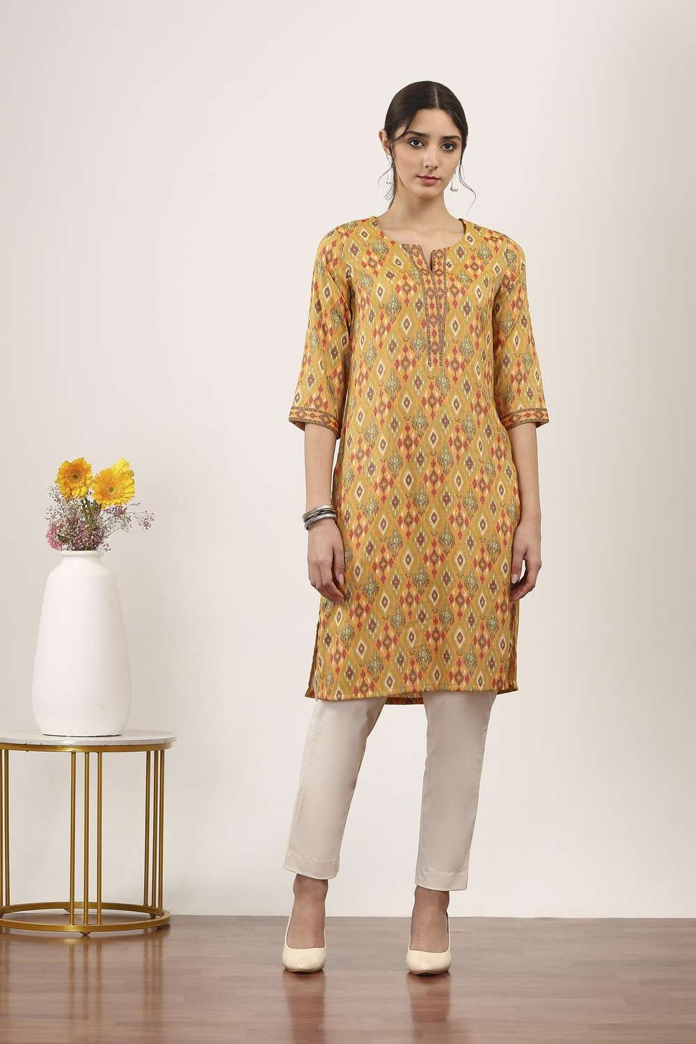 Textured-Viscose-Women-s-Festive-Wear-Kurta