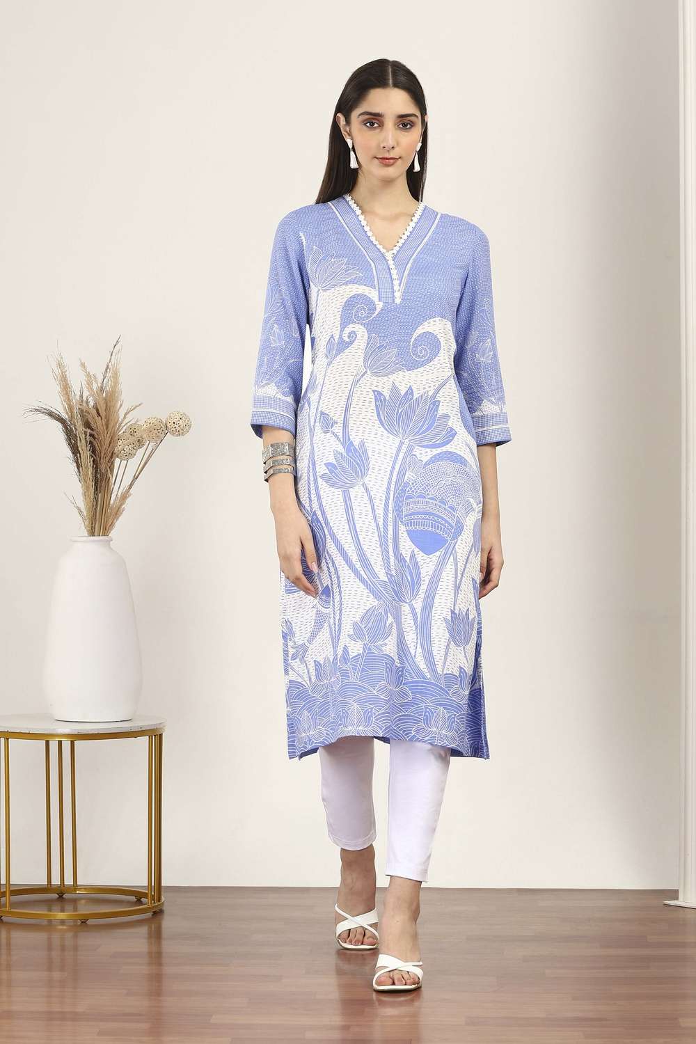 Textured-Rayon-Women-s-Festive-Wear-Kurta
