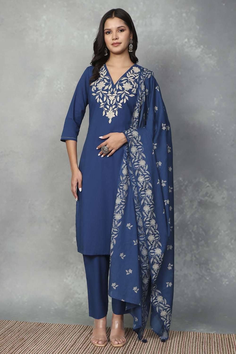 Textured-Cotton-Women-s-Festive-Wear-Kurta-Set