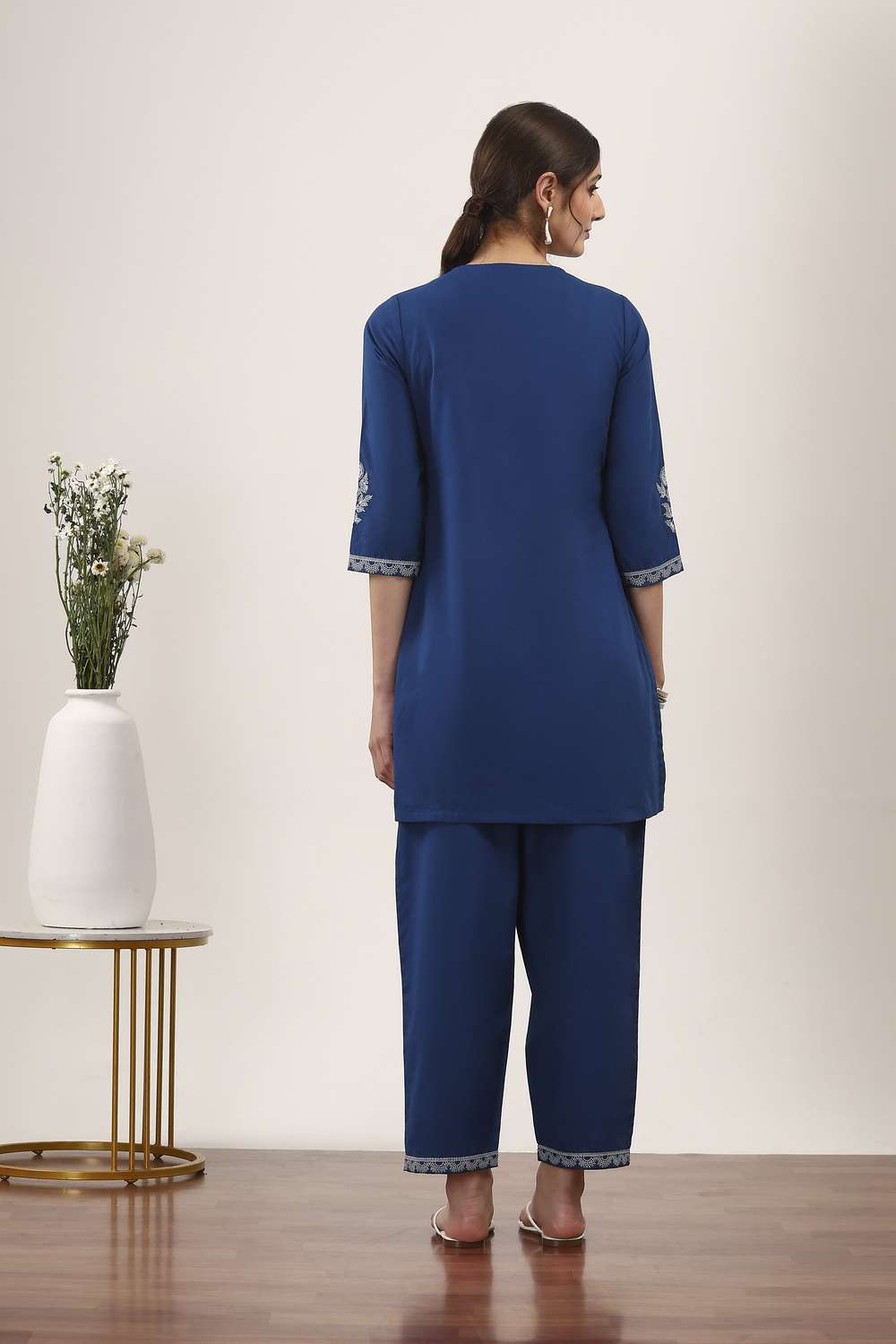 Textured-Cotton-Women-s-Festive-Wear-Kurta-Set