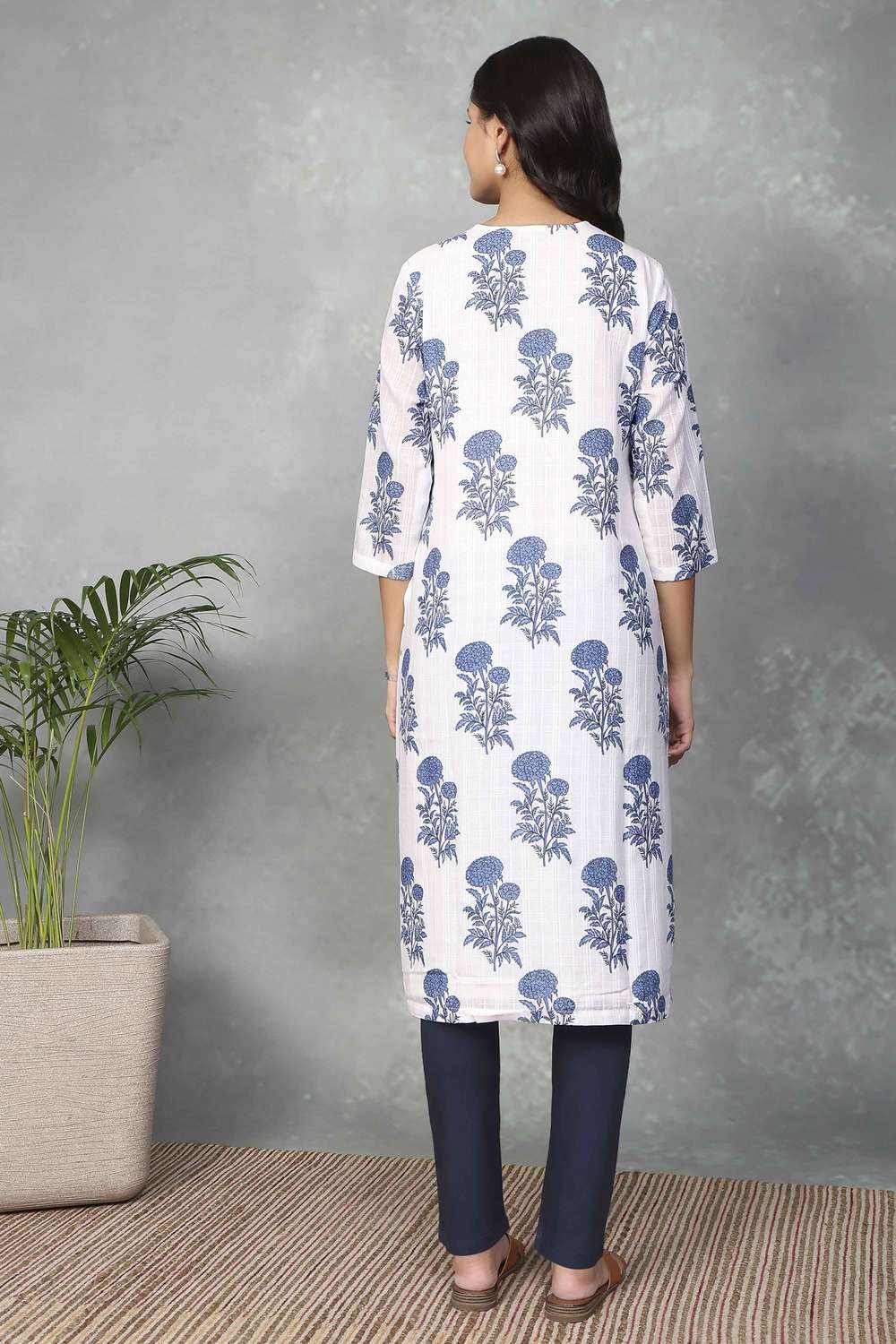 Textured-Cotton-Women-s-Festive-Wear-Kurta