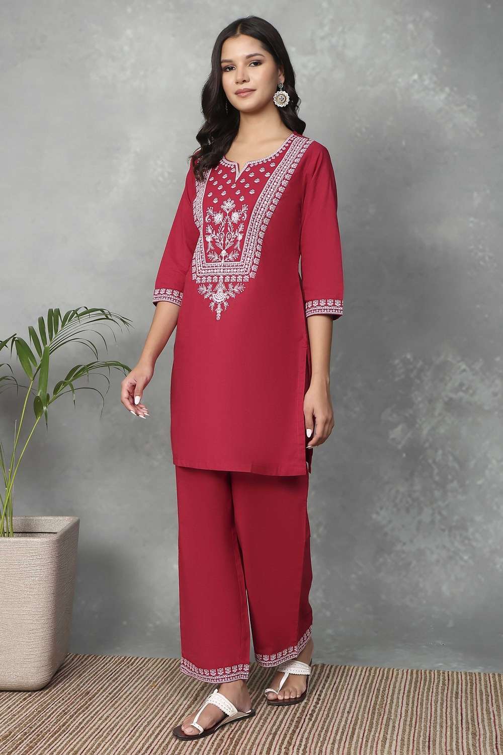 Textured-Cotton-Women-s-Festive-Wear-Kurta-Set
