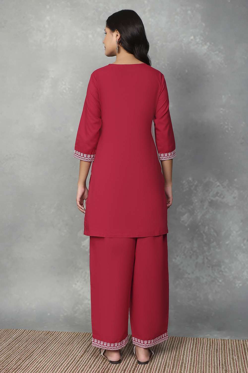 Textured-Cotton-Women-s-Festive-Wear-Kurta-Set