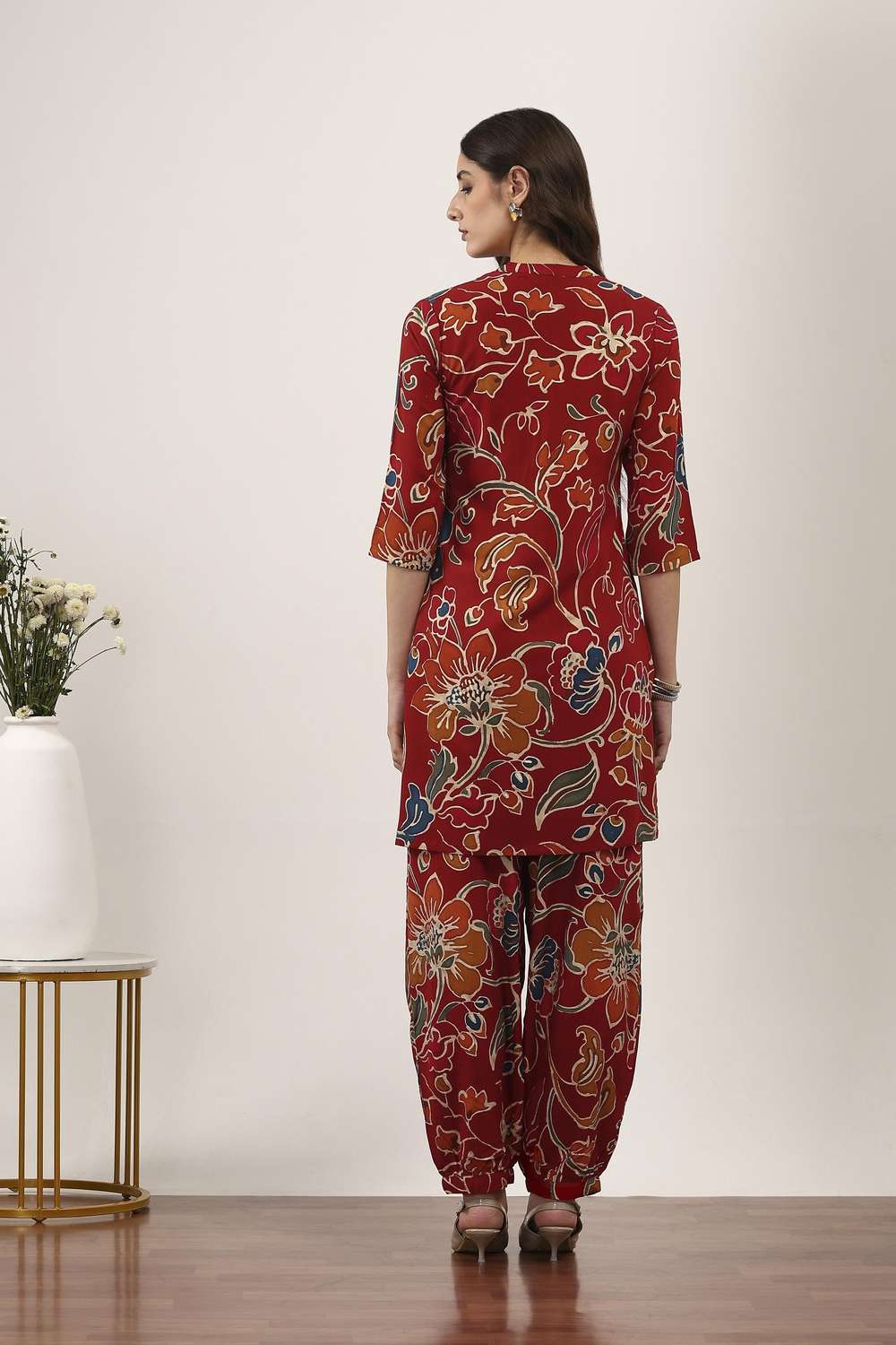 Textured-Rayon-Women-s-Festive-Wear-Kurta-Set