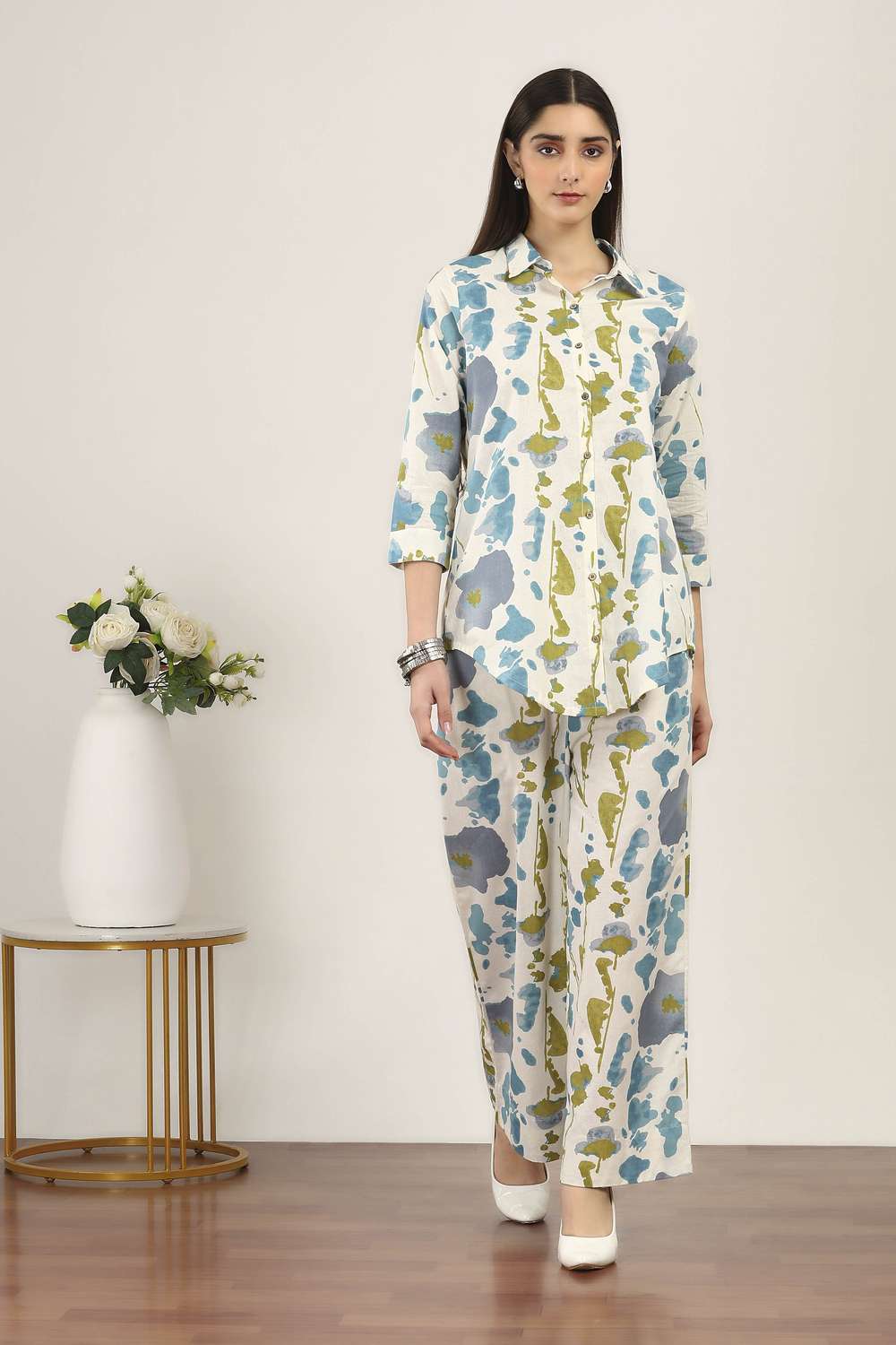 Textured-Cotton-Women-s-Festive-Wear-Kurta-Set