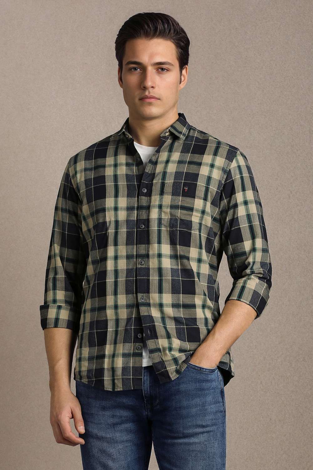 Checks-Polyester-Cotton-Slim-Fit-Men-s-Shirt