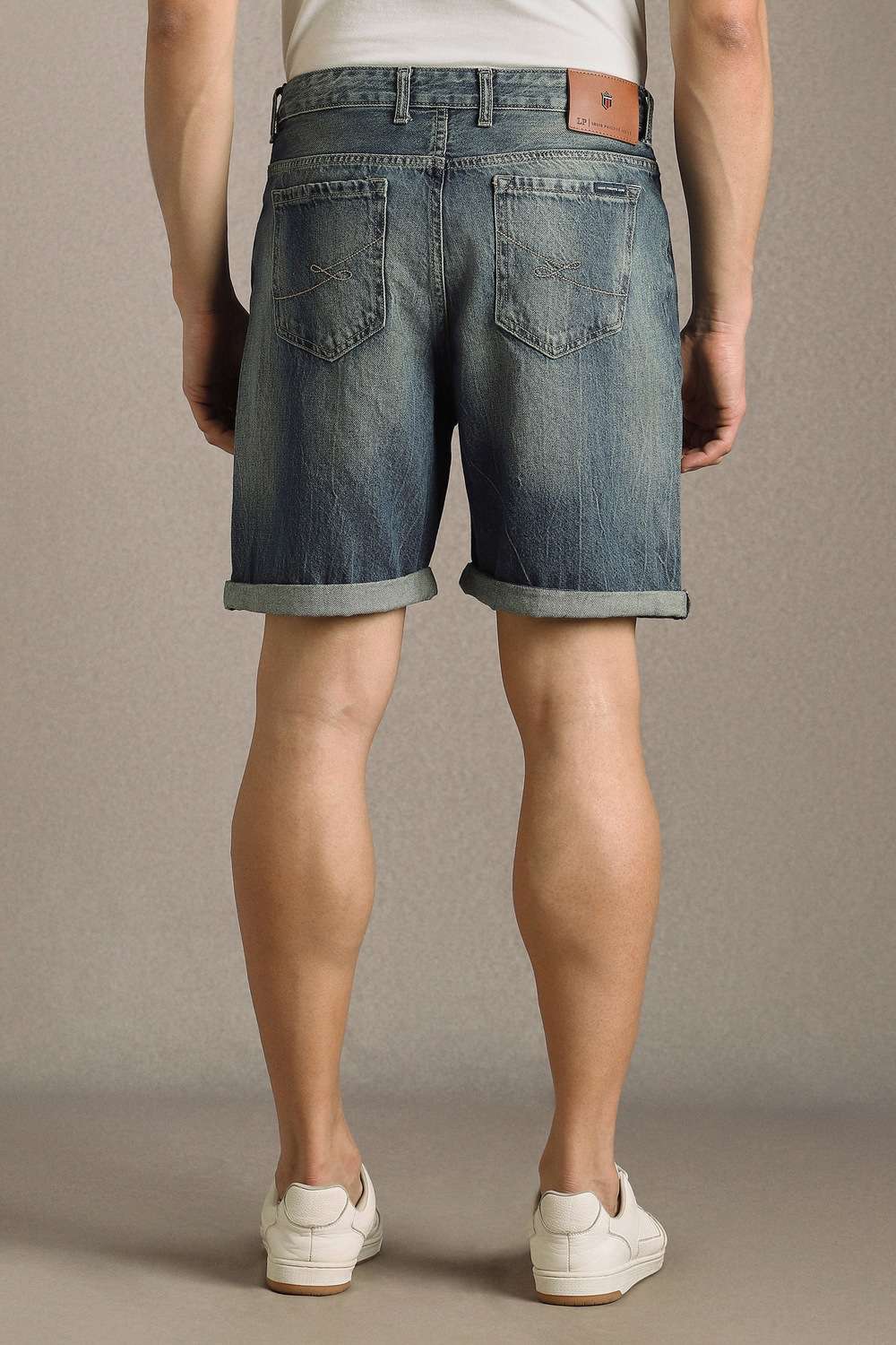 Solid-Cotton-Regular-Fit-Men-s-Shorts
