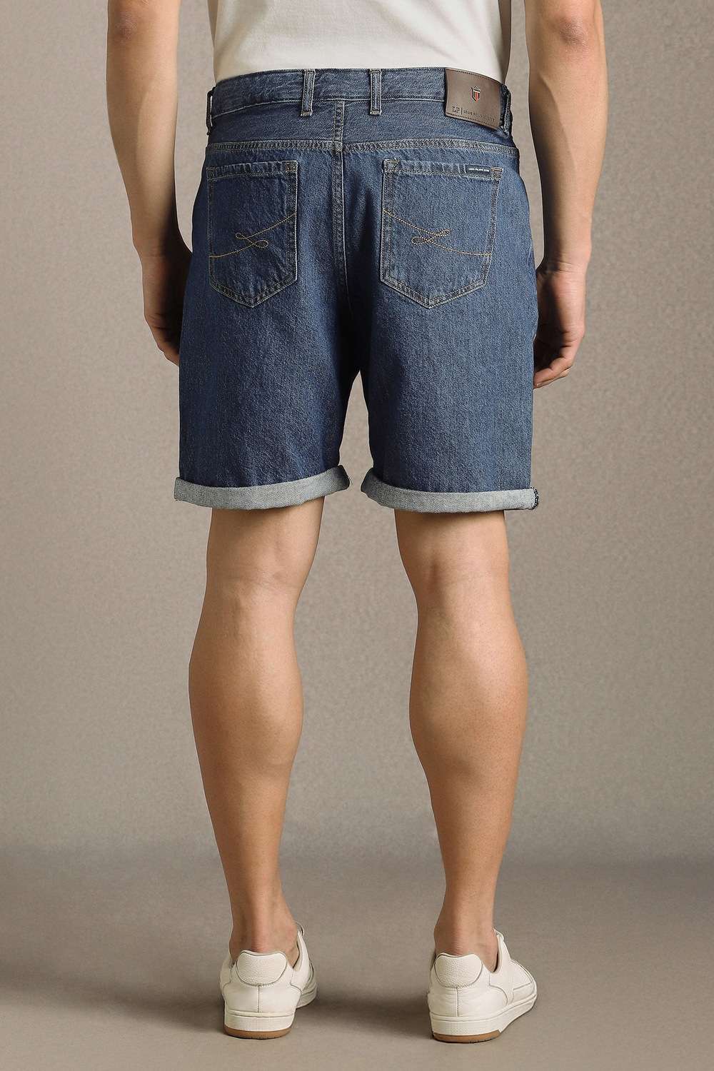 Solid-Cotton-Regular-Fit-Men-s-Shorts