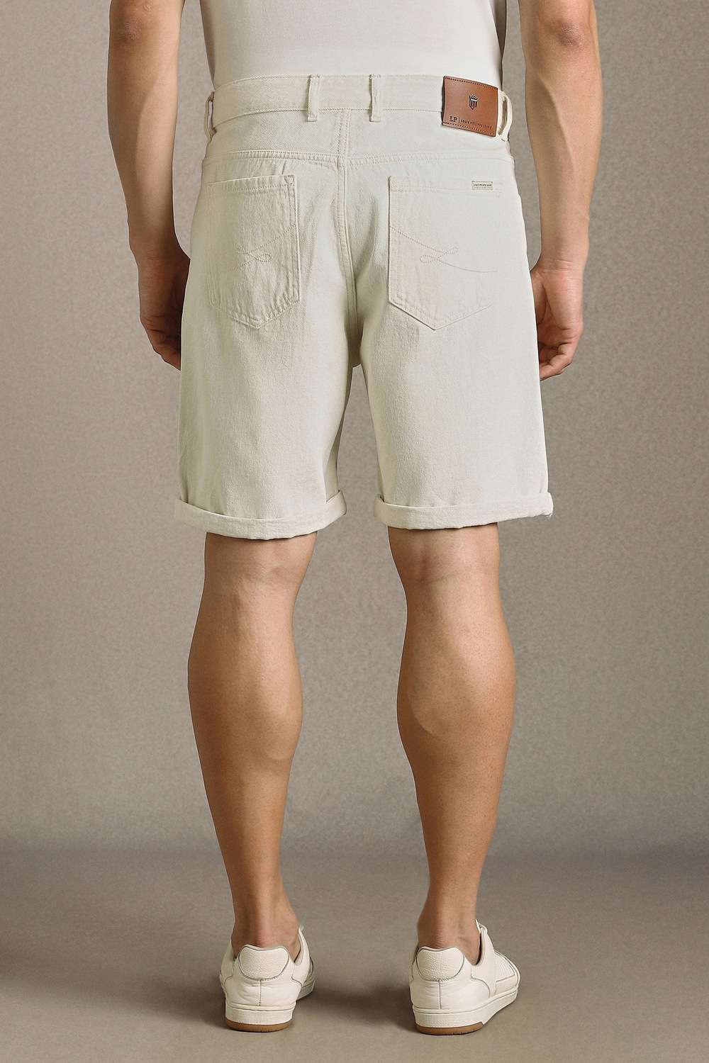 Solid-Cotton-Regular-Fit-Men-s-Shorts