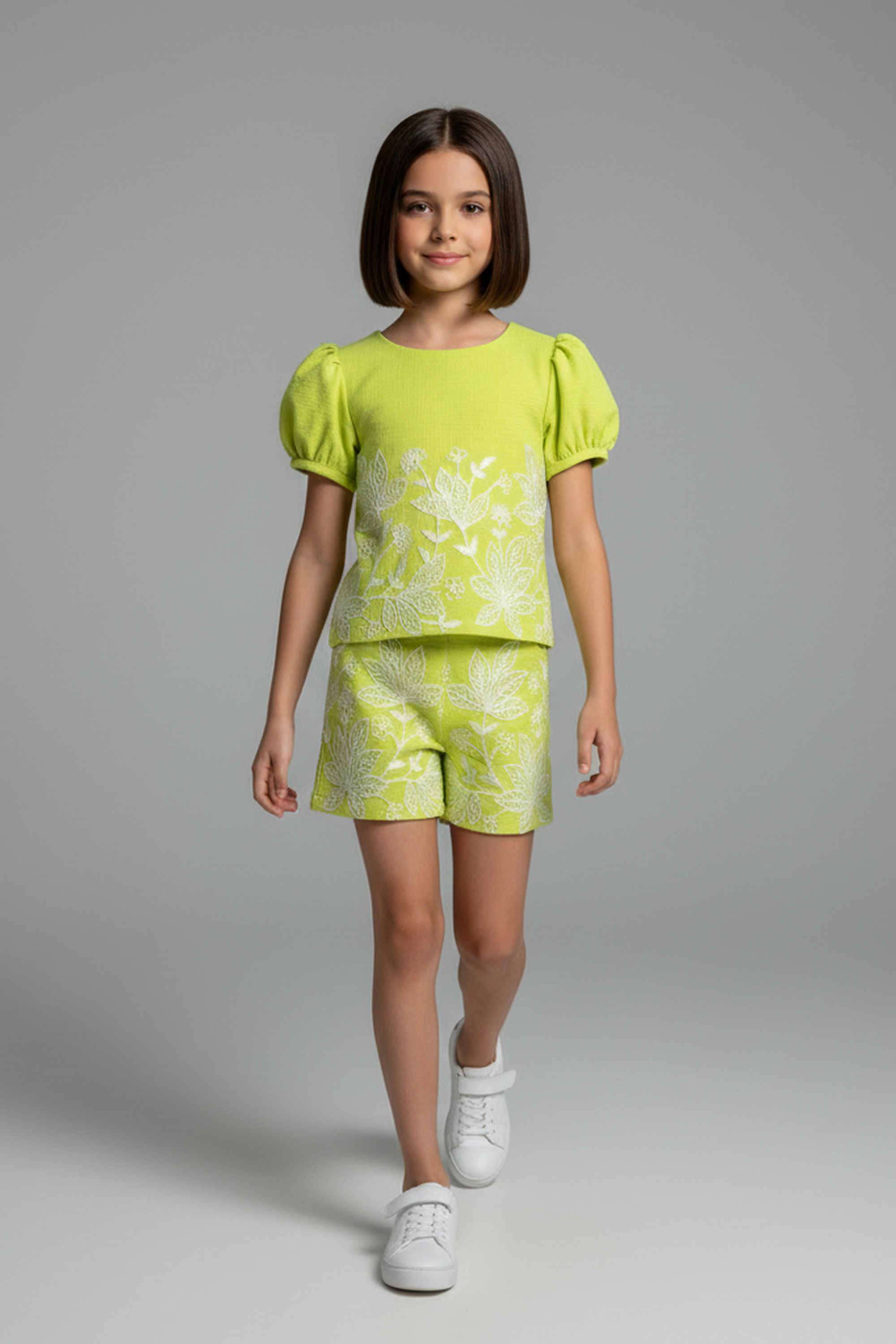 Embroidered-Blended-Fabric-Round-Neck-Girls-Casual-Wear-Clothing-Set