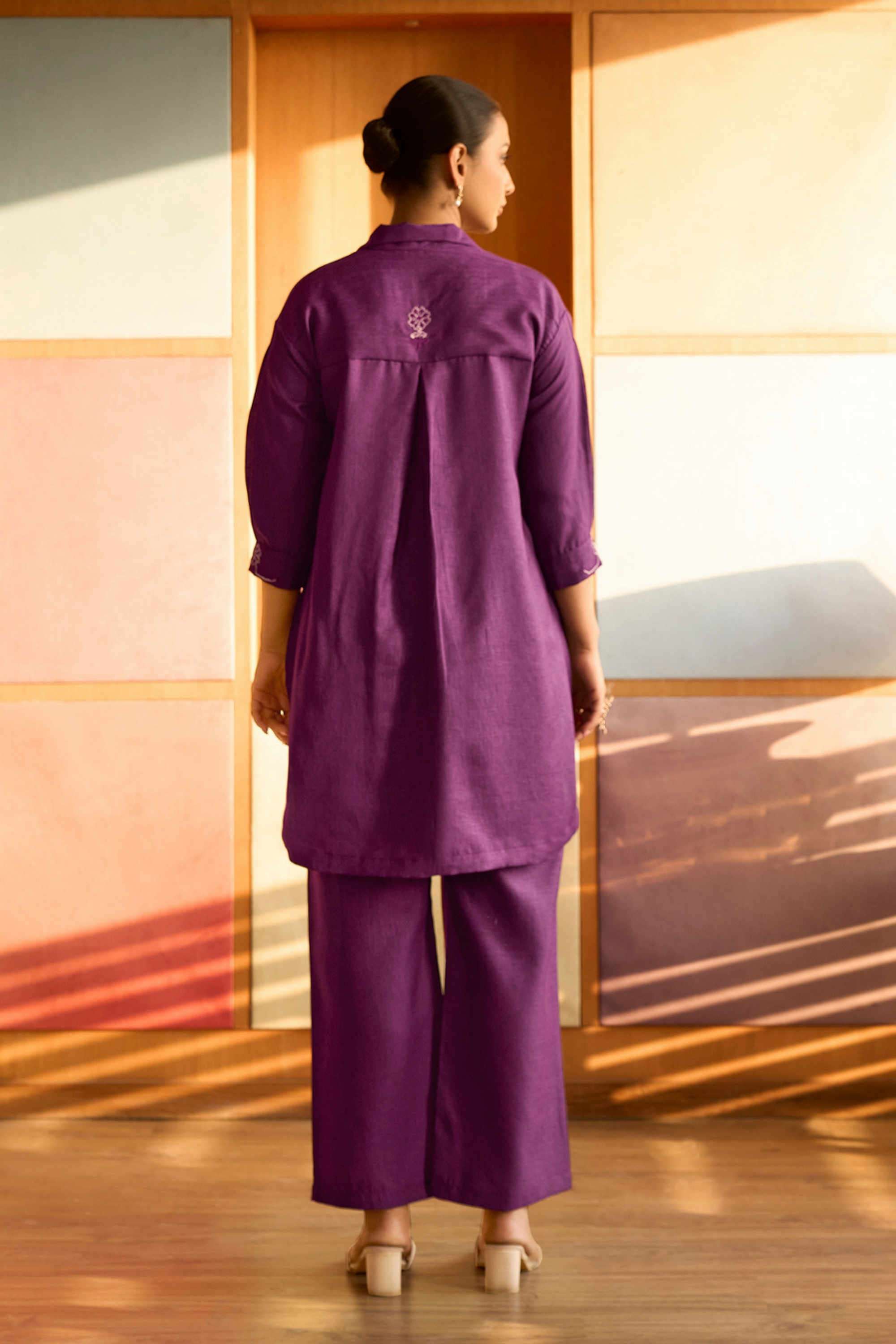 S26TSAW021APURP_PURPLE_alt1.jpg