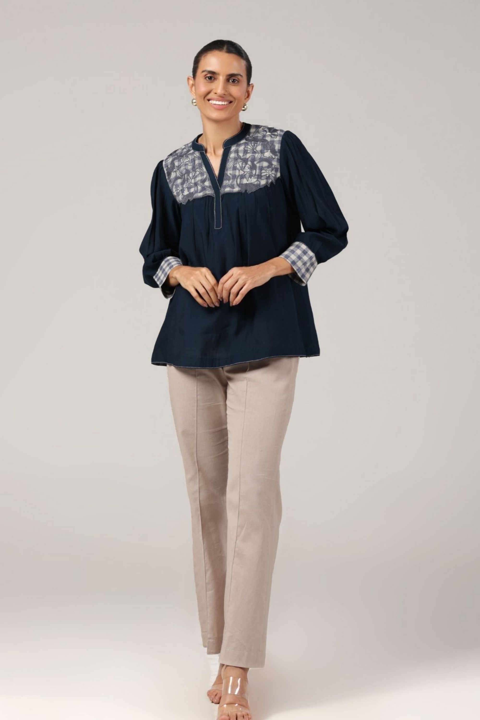 Embroidered-Linen-Blend-V-Neck-Women-s-Top