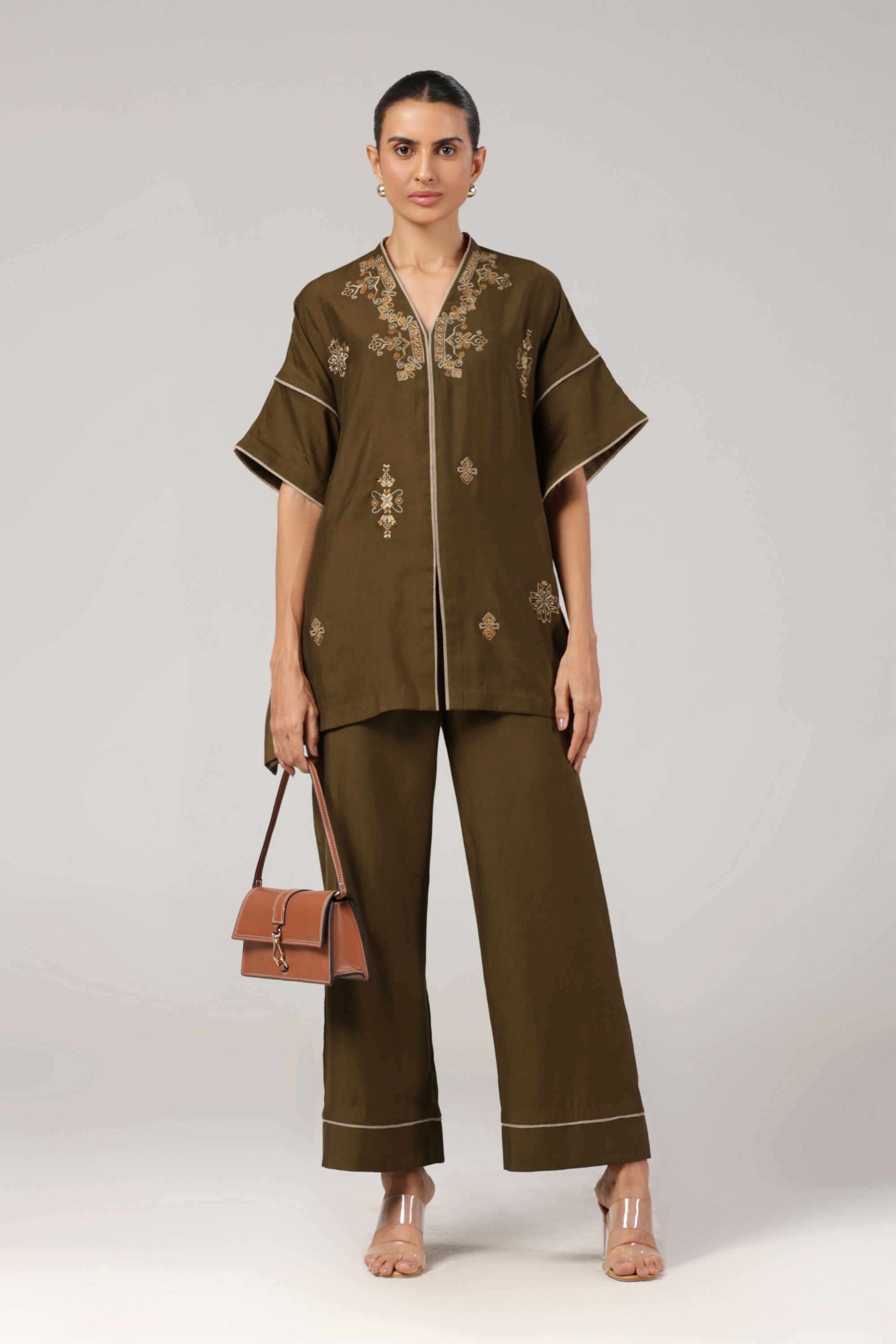 Embroidered-Linen-Blend-V-Neck-Women-s-Casual-Wear-Co-Ord-Set