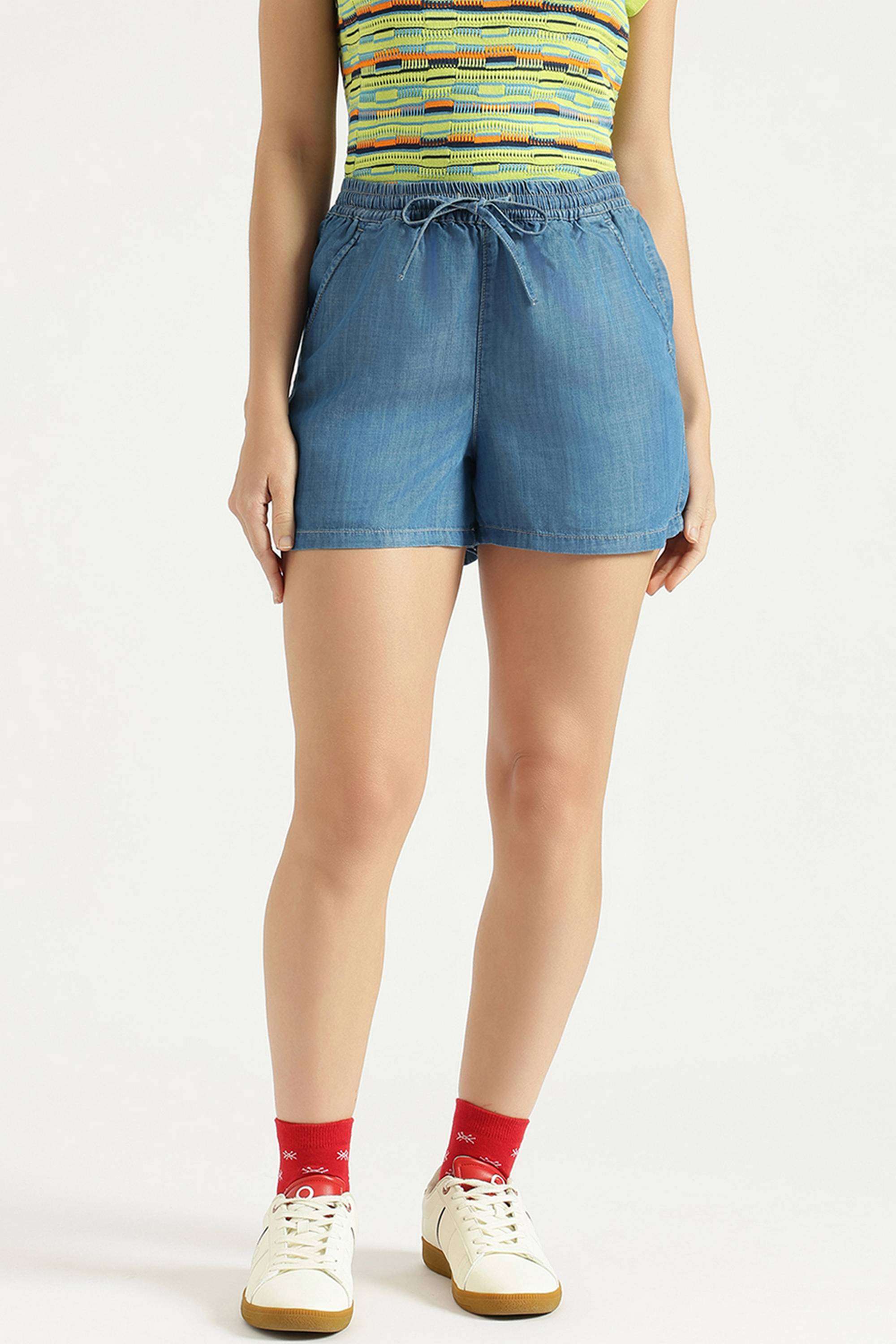 Solid-Skinny-Fit-Blended-Fabric-Women-s-Casual-Wear-Shorts