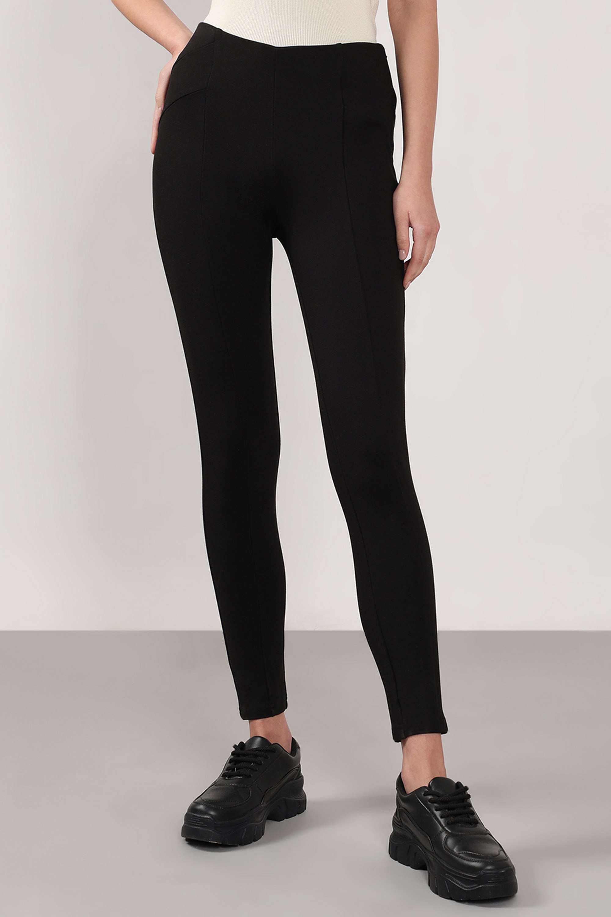 vero moda Solid Rayon Regular Fit Women's Jeggings-picture-33