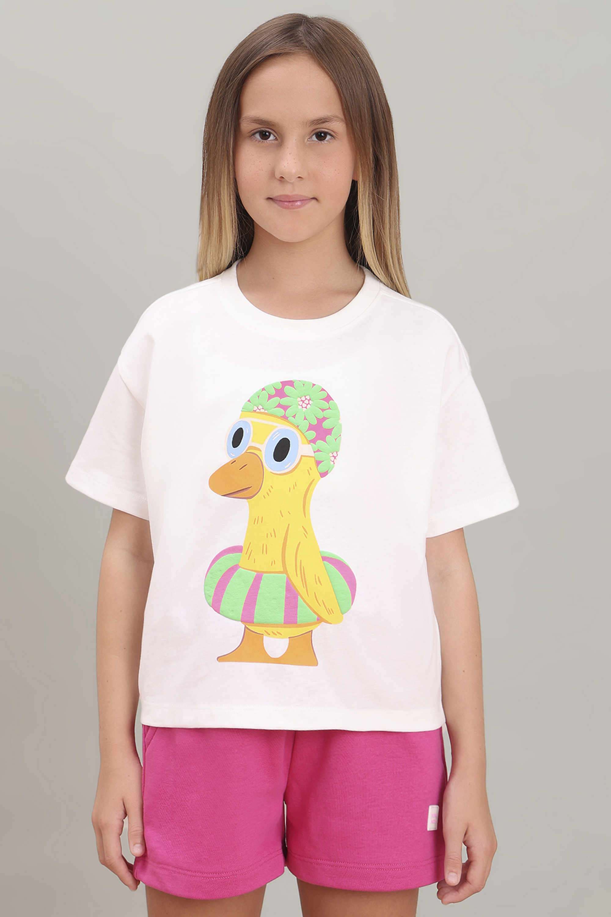 Printed-Round-Neck-Girls-T-Shirt