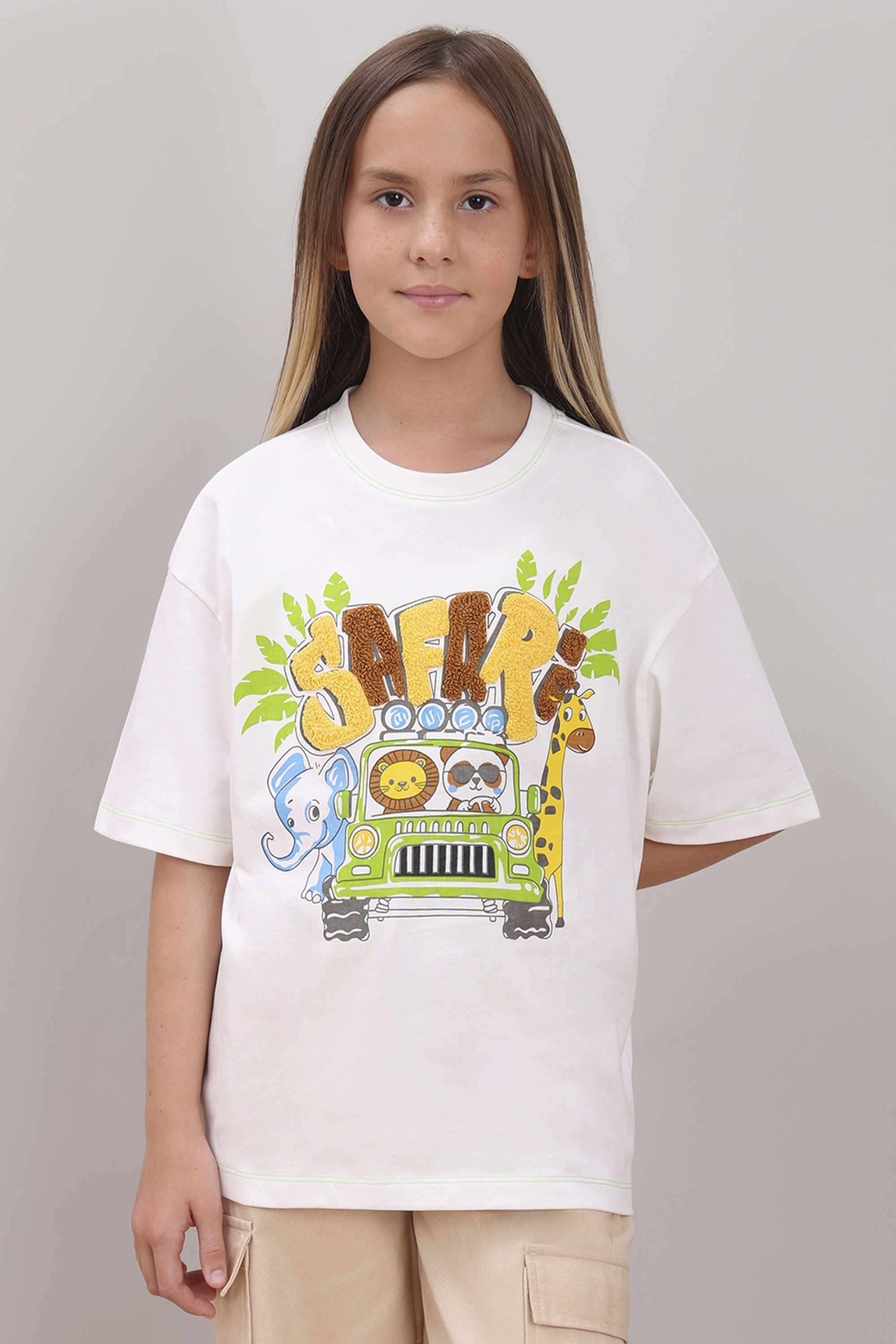 Printed-Round-Neck-Girls-T-Shirt