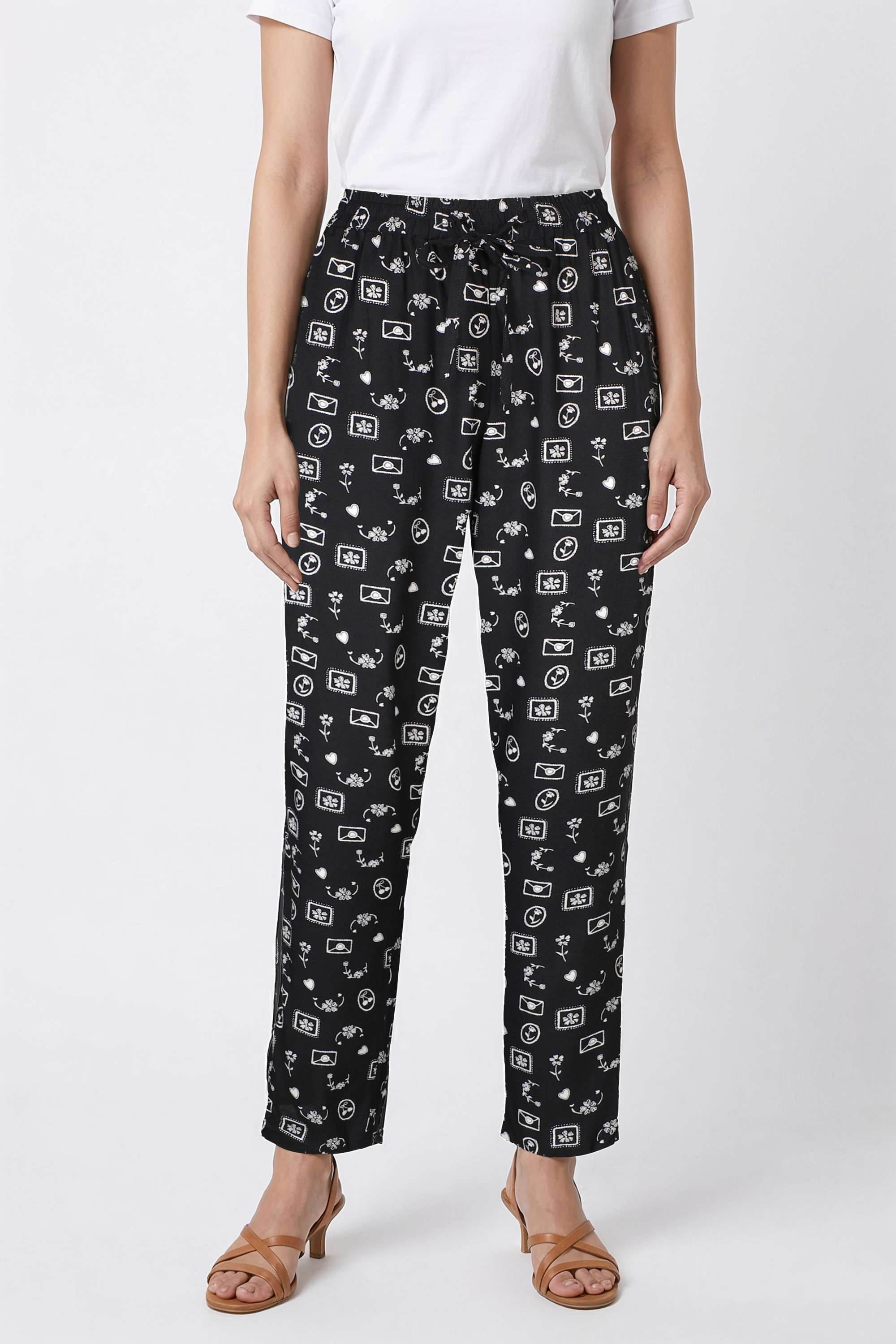 intune Printed Rayon Ankle Length Woven Women Pyjama Capri Co-Ord Set-picture-17