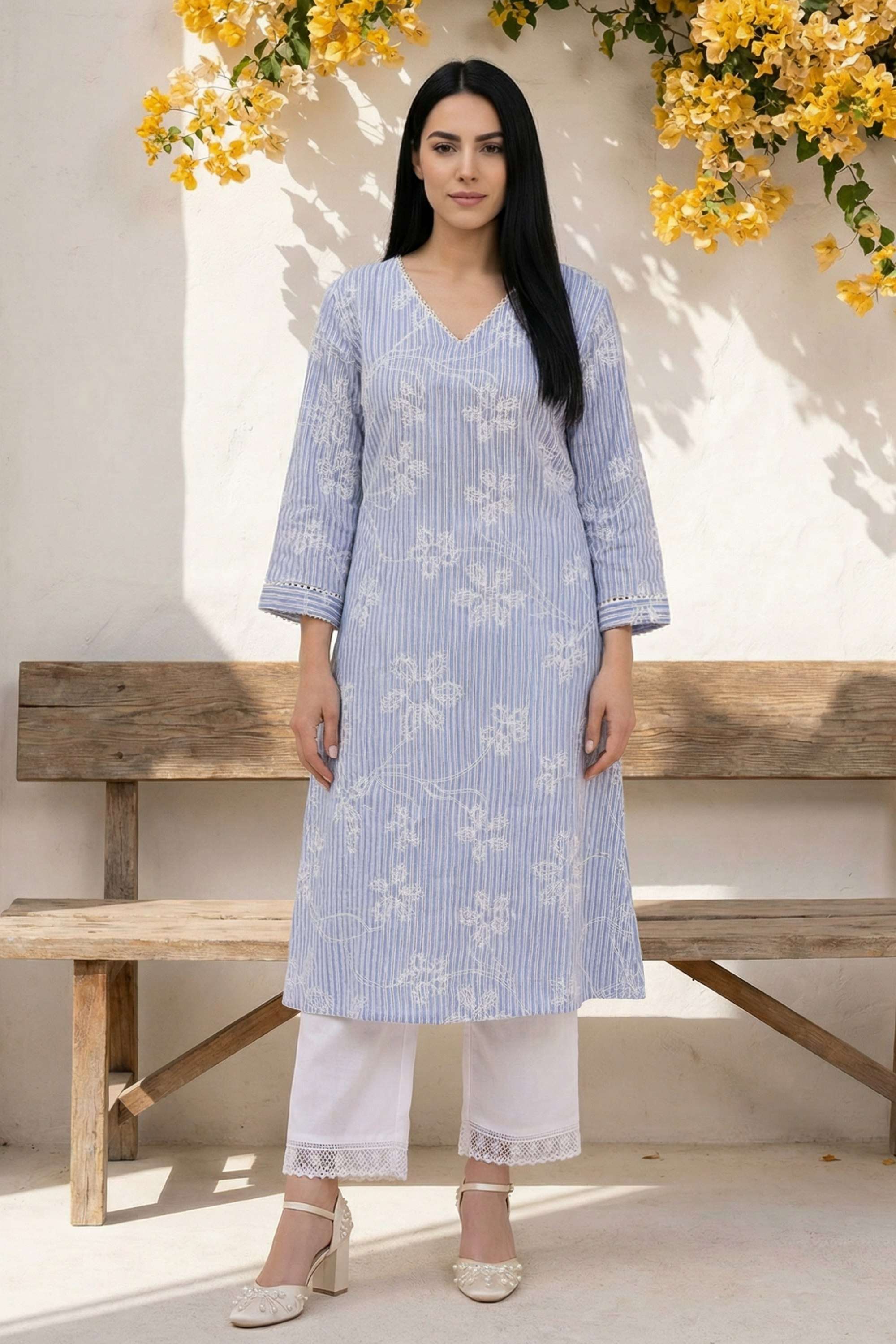 Embroidered-Cotton-V-Neck-Women-Festive-Wear-Kurta