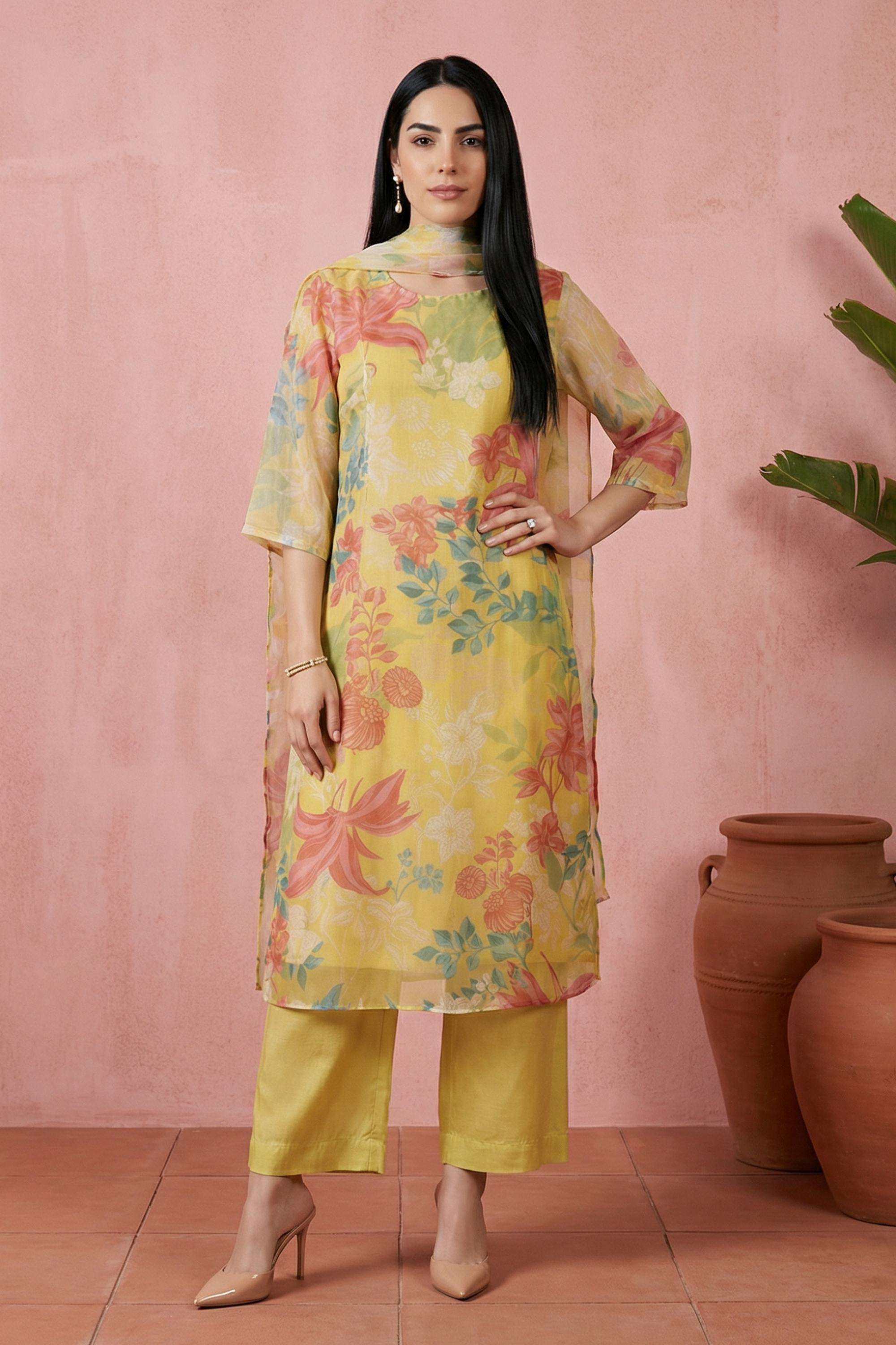 Printed-Blended-Fabric-Round-Neck-Women-s-Party-Wear-Kurta-Set