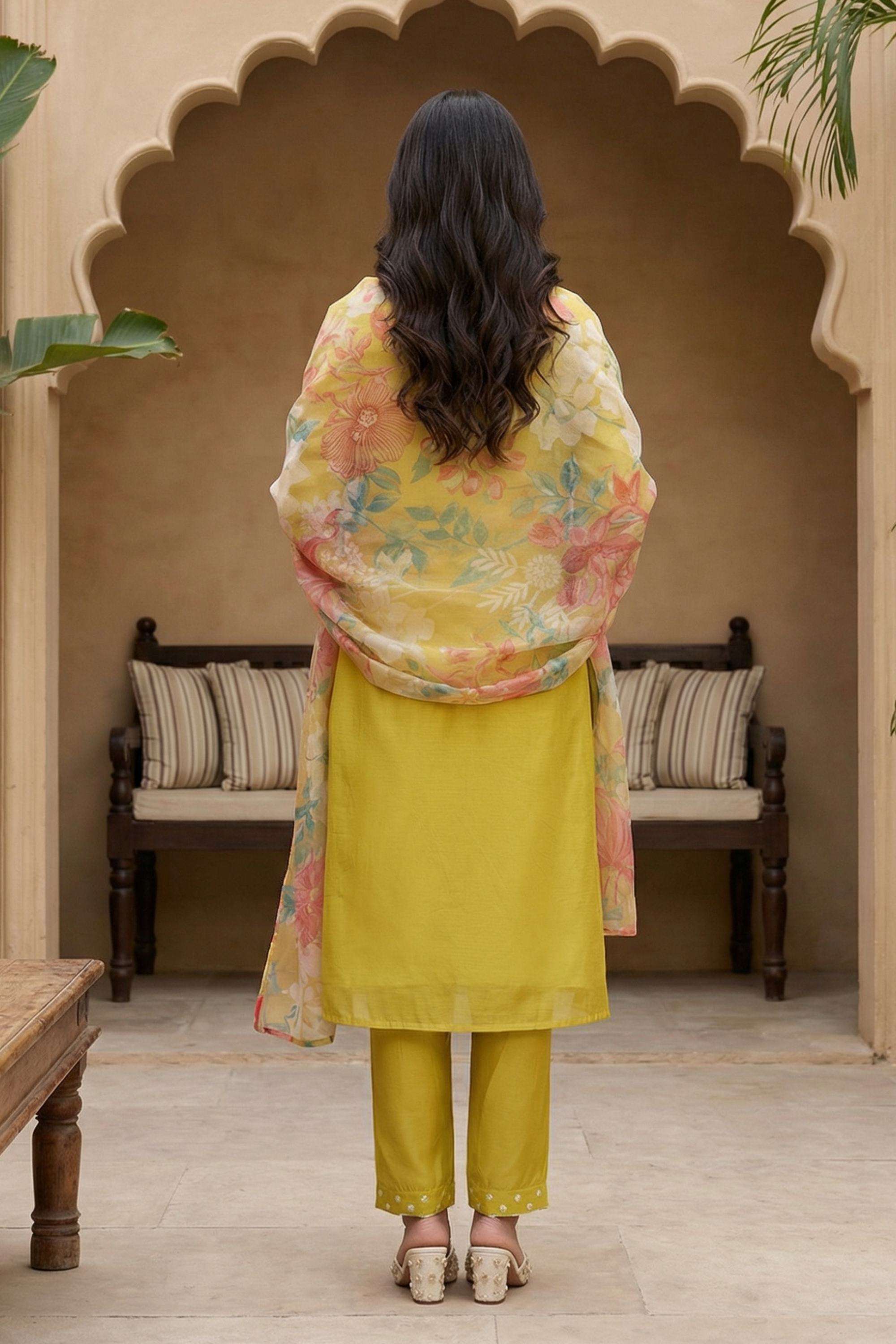 Embroidered-Viscose-Round-Neck-Women-s-Festive-Wear-Kurta-Set