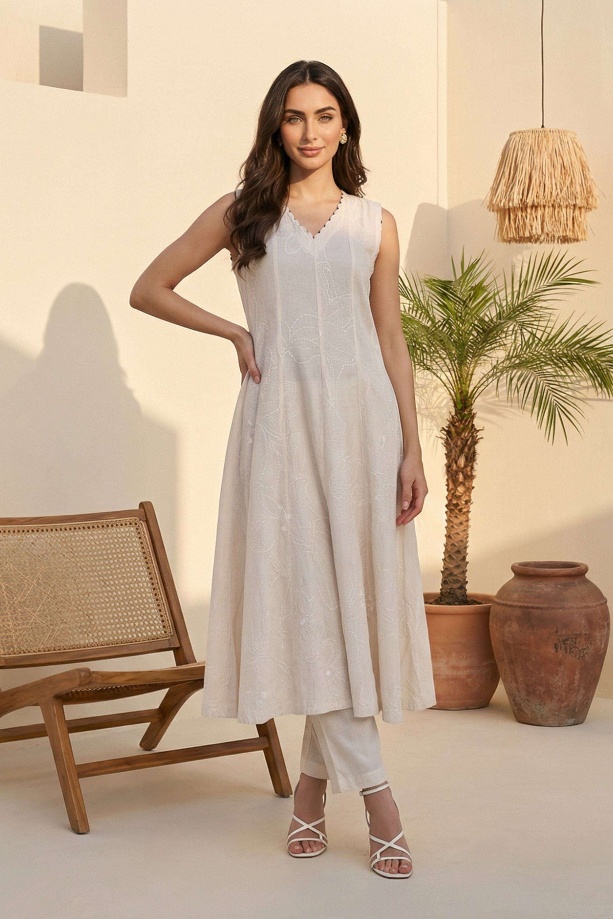 Textured-Blended-Fabric-V-Neck-Women-s-Ethnic-Kurta-Set