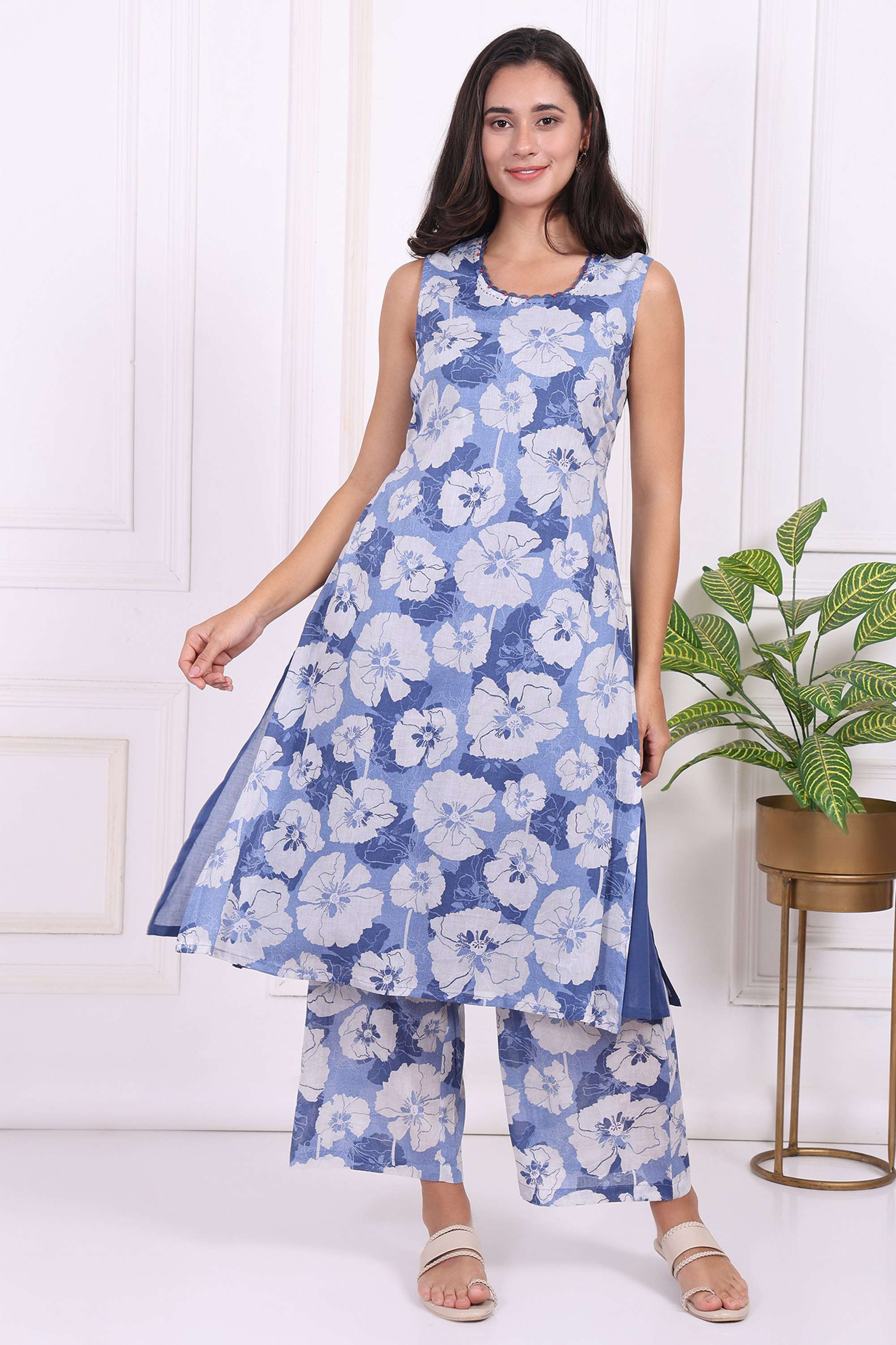 Printed-Round-Neck-Cotton-Women-Kurta-Set