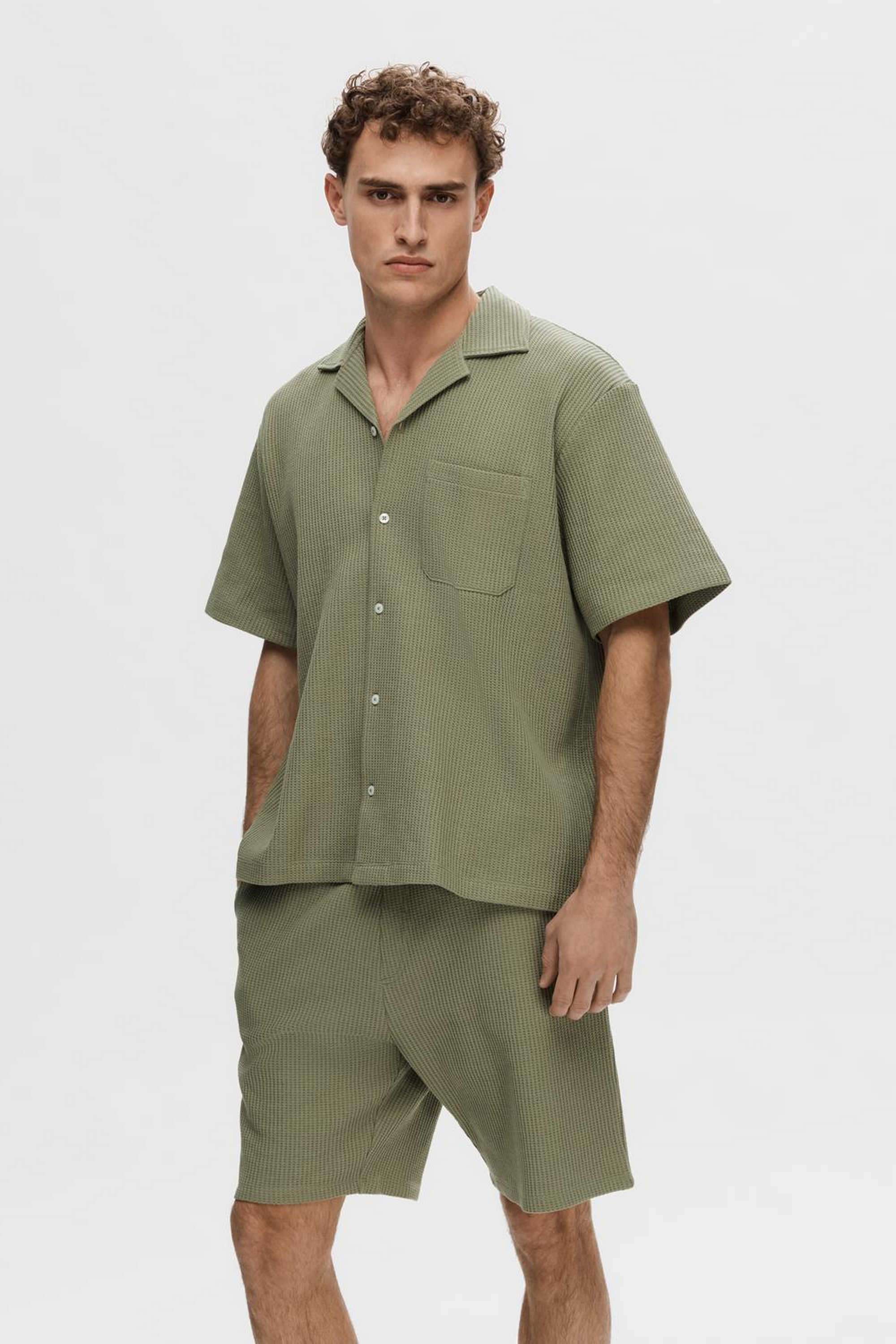 Textured-Cotton-Men-s-Casual-Wear-Shirt