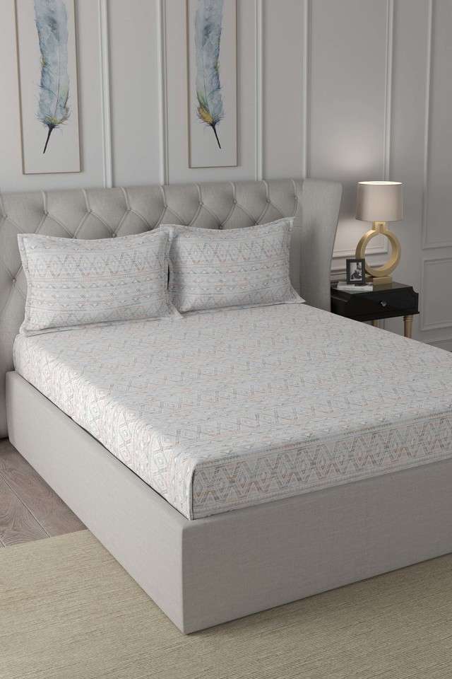 Hermosa-Exotic-Bouquet-Atzi-Printed-144-TC-Cotton-Red-Double-Bed-Sheet-With-2-Pillow-Covers