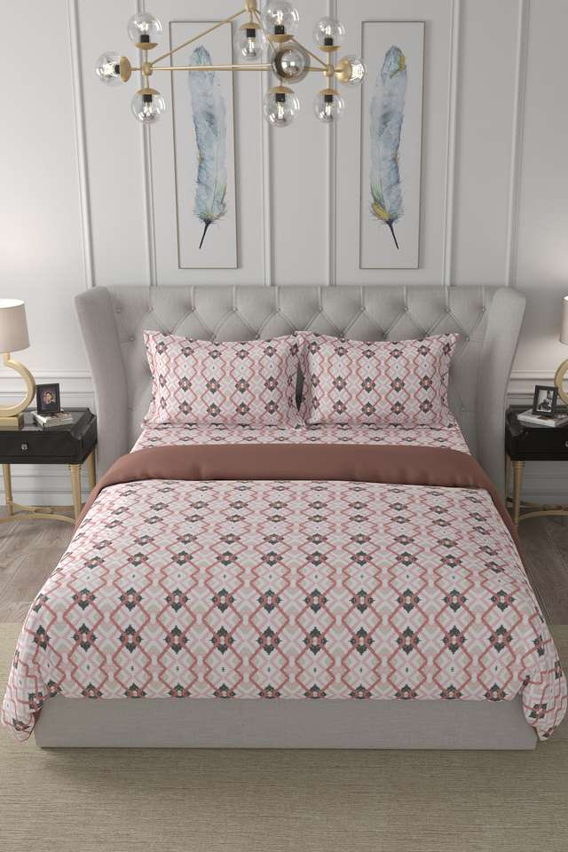 Abstract-Cayden-100-GSM-Cotton-Red-Quilted-Machine-Double-Quilt