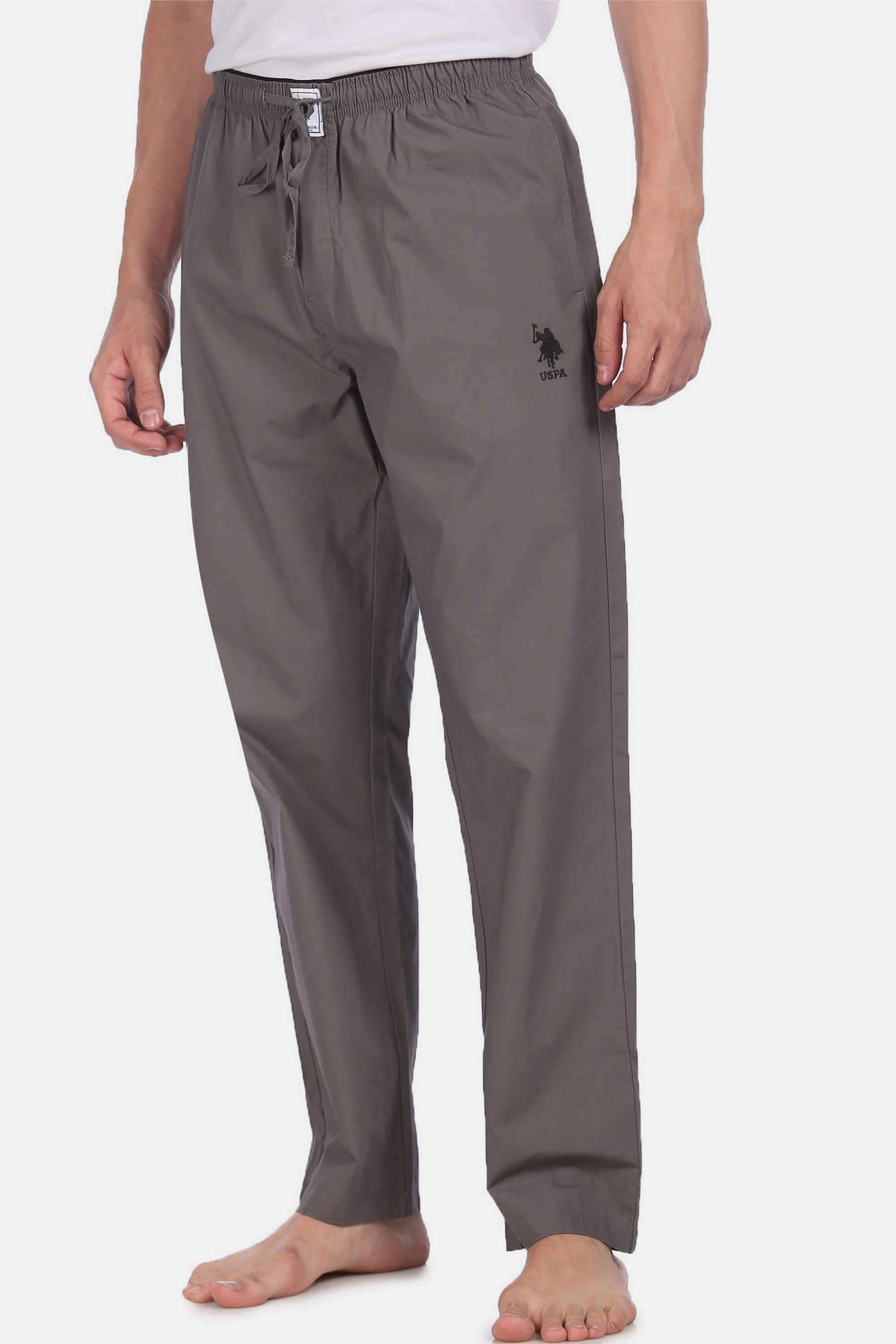 Solid-Cotton-Blend-Regular-fit-Men-s-Shorts