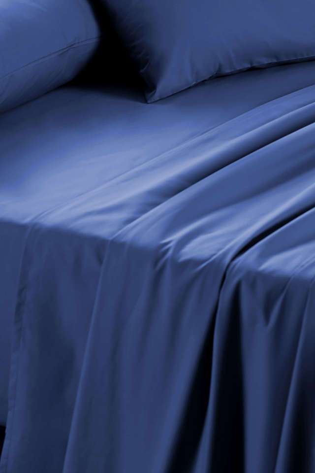 Colorart-Eden-144-TC-Cotton-Solid-Denim-Blue-King-Bedsheet-With-2-Pillow-Covers