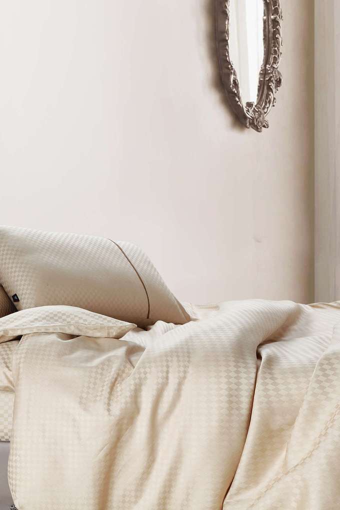 Oxford-100--Cotton-400-TC-Super-King-Bedsheet-with-2-Pillow-Covers---Mouse