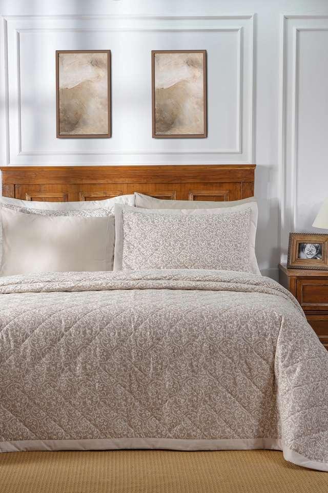 Visual-Treat-Double-Neutral-Quilt