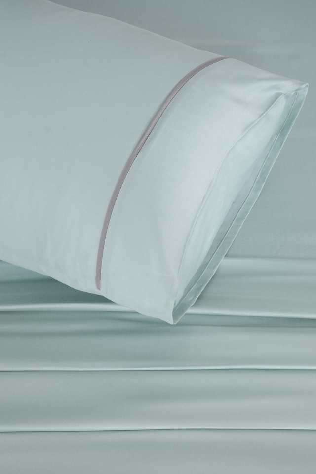 Viola-Misty-Aqua-Single-Bed-Sheet-with-Pillow-Case