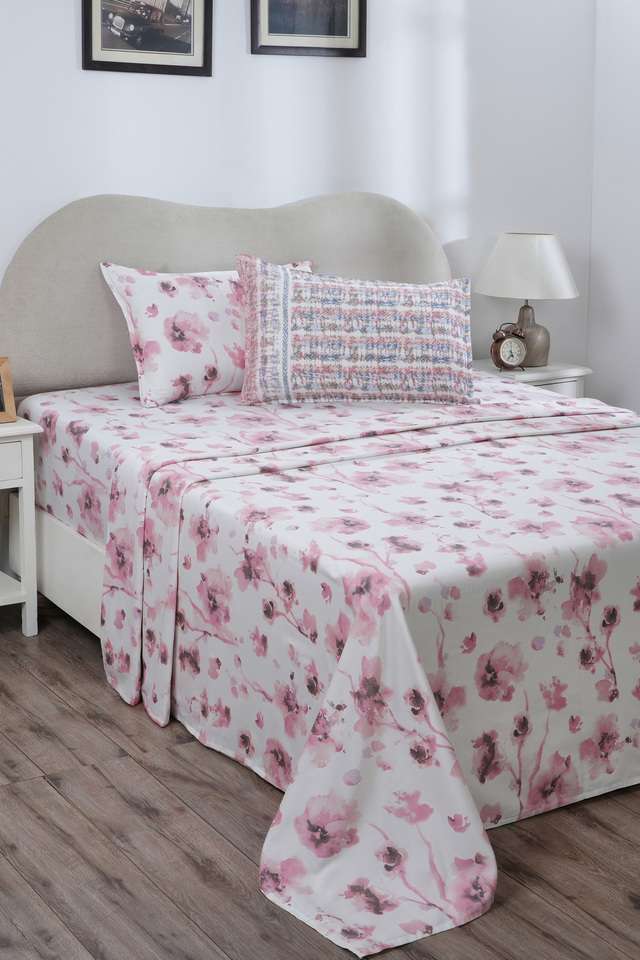 Painterly-Floral-King-Red-Bed-Sheet-with-Pillow-Case