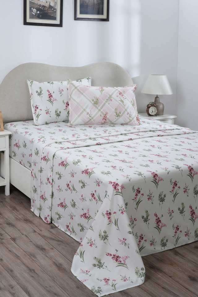 Eclectic-Garden-Maeve-Red-Double-Bed-Sheet-with-Pillow-Case