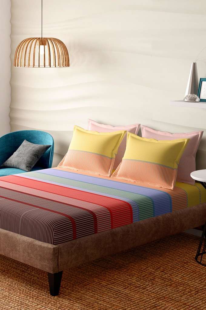 Printed-Cotton-Super-King-Size-1-Bedsheet-With-4-Pillow-Covers