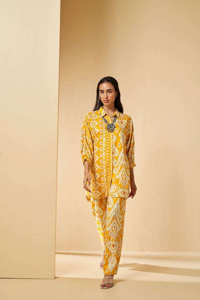 Printed-Viscose-Collared-Women-s-Casual-Wear-Kurta-Set