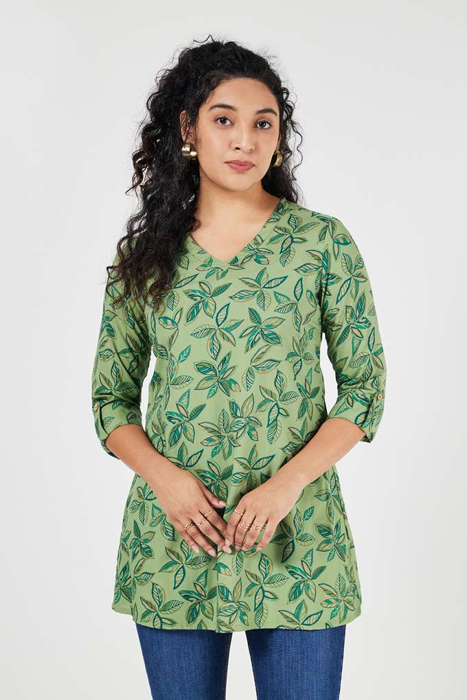 Printed-Rayon-Collared-Women-s-Tunic