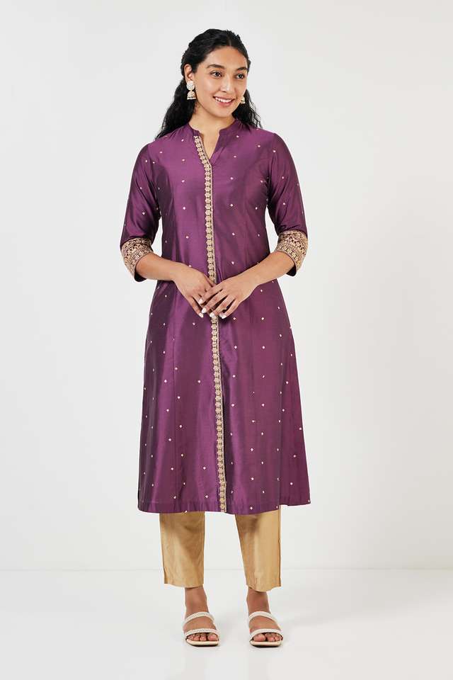 Embroidered-Blended-Fabric-Collared-Women-s-Casual-Wear-Kurta