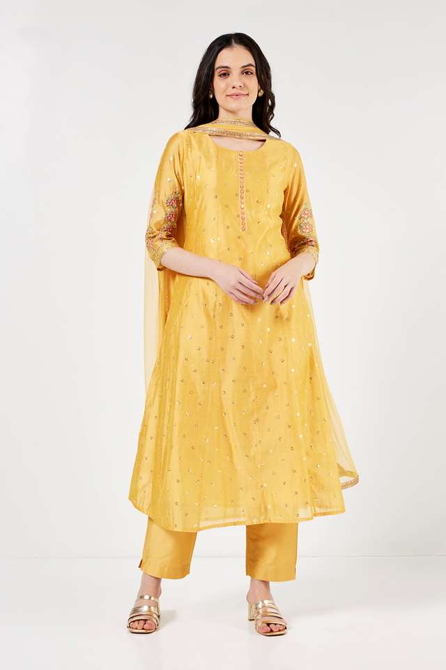 Solid-Calf-Length-Chanderi-Woven-Women-s-Flared-Kurta-Pant-Dupatta-Set