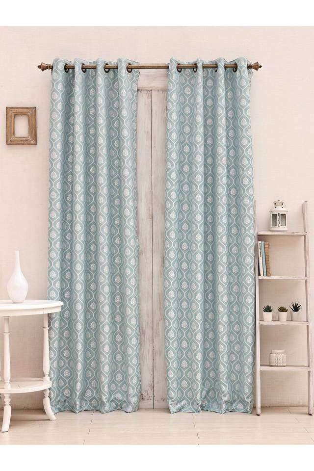 Nexus-Abstract-Curtain