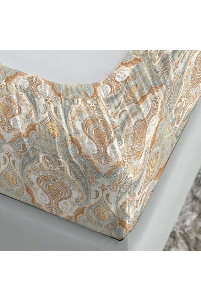 Soft-Comfort-Printed-210-TC-Cotton-Double-Bedsheet-&-2-Pillow-Covers