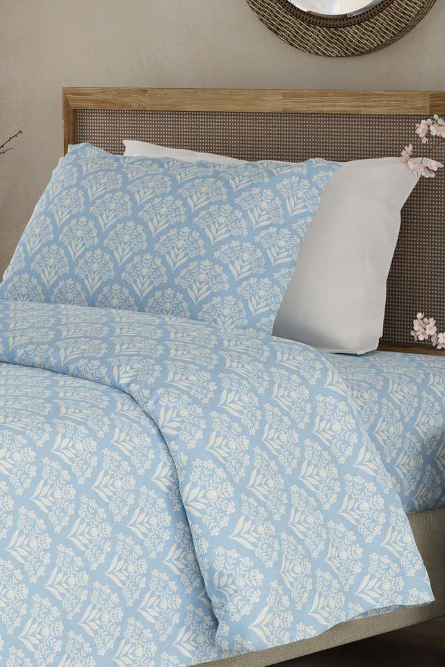 Cottage-Garden-100--Cotton-300-TC-Single-Bedsheet-with-1-Pillow-Cover---Blue-&-White-Floral