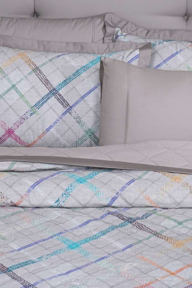 Rhombus-Grey-Single-Quilt