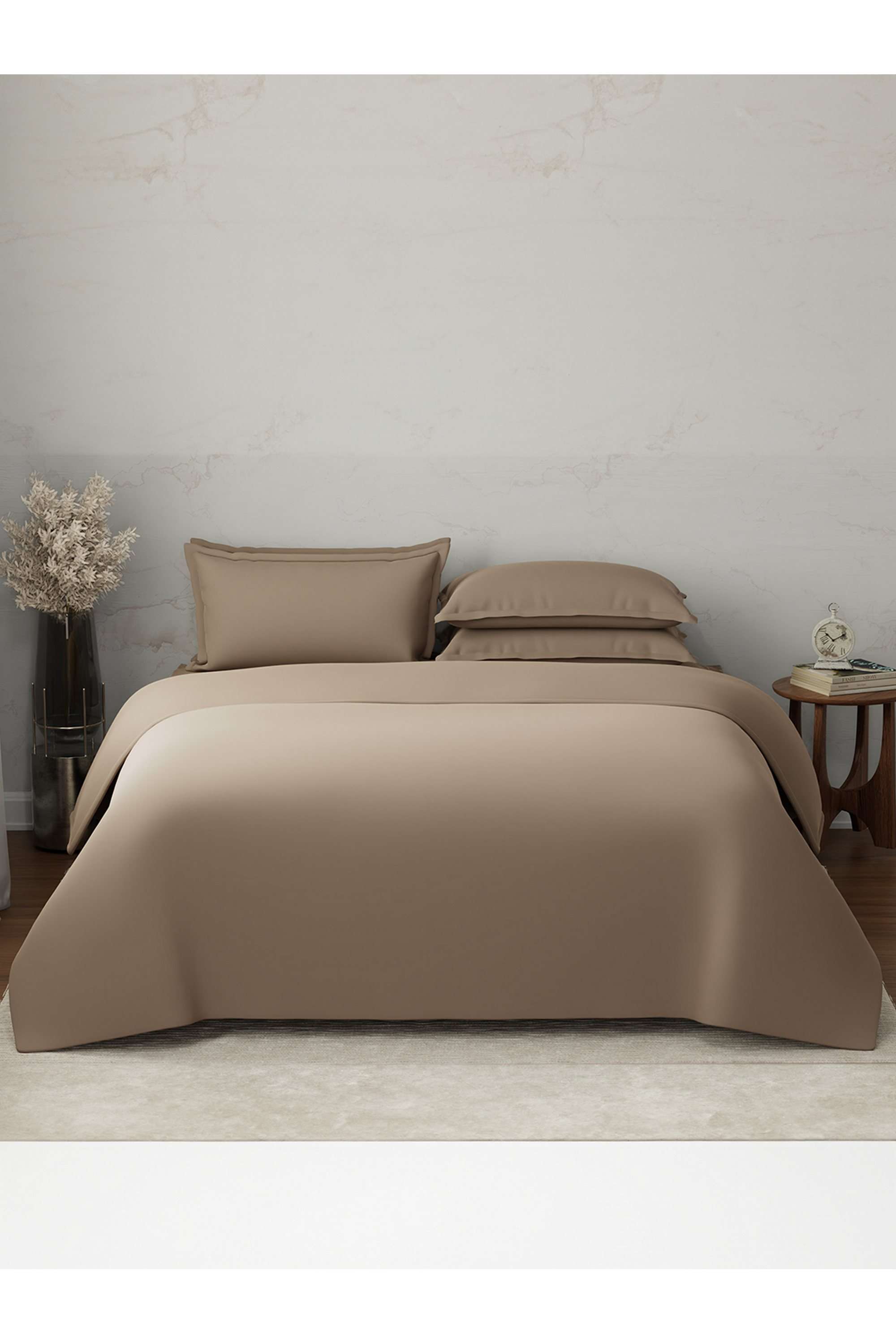 Emblem-100--Cotton-300-TC-Brown-King-Bedding-Set