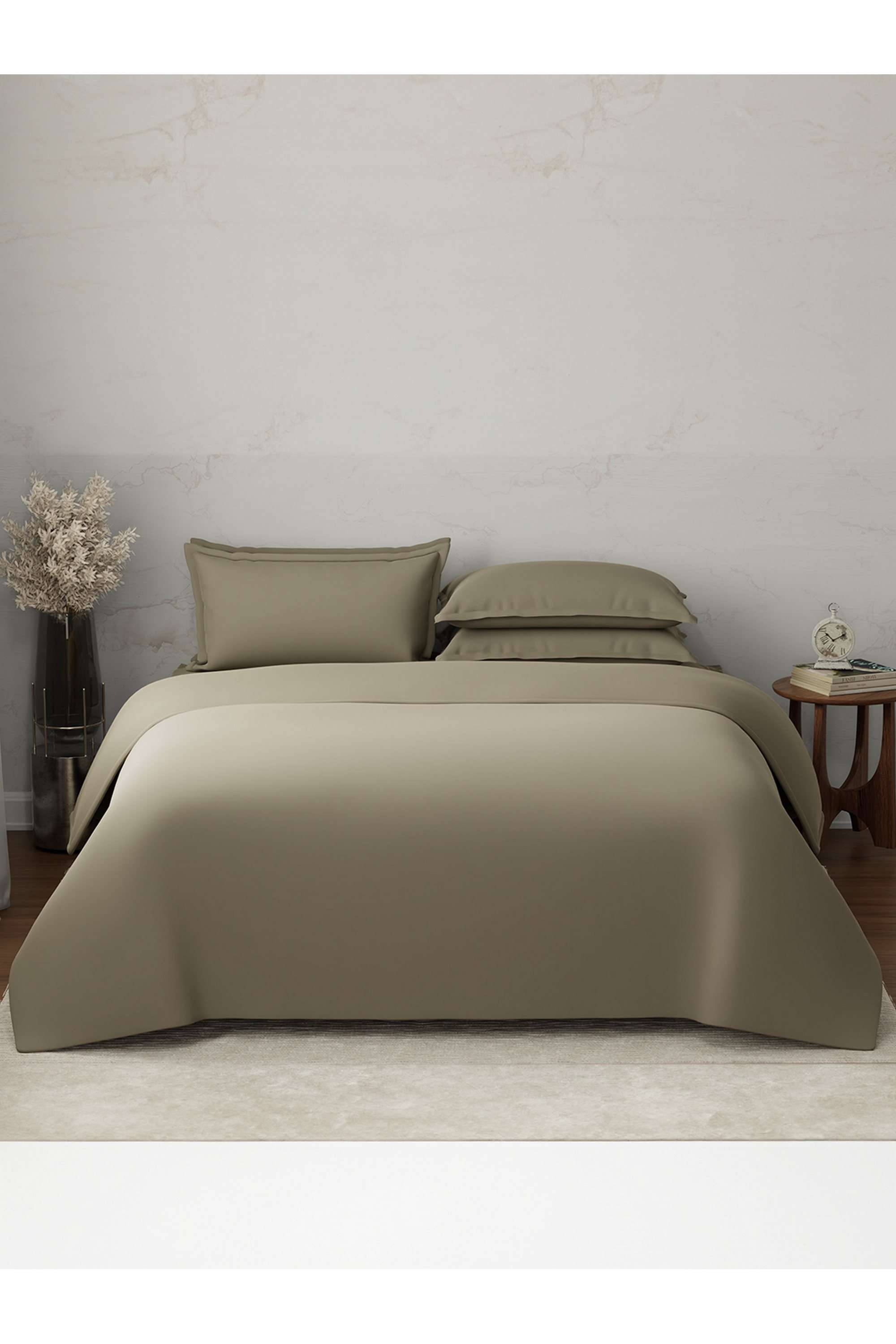 Emblem-100--Cotton-300-TC-Green-King-Bedding-Set